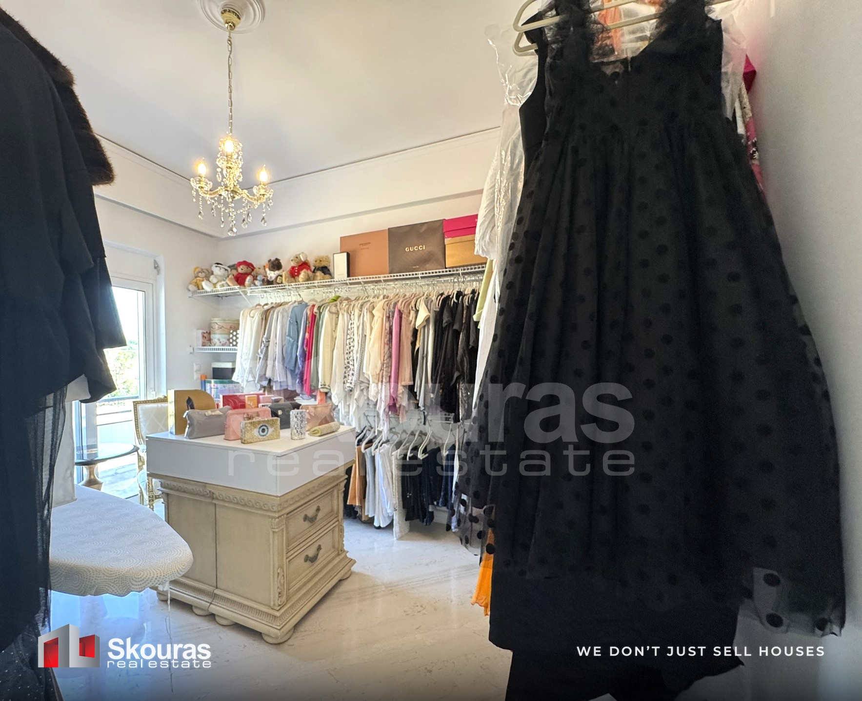 Gallery image 16