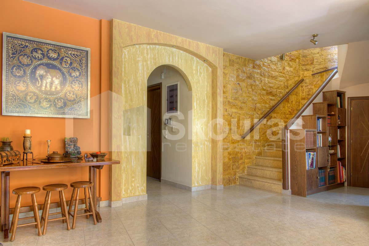 Gallery image 15