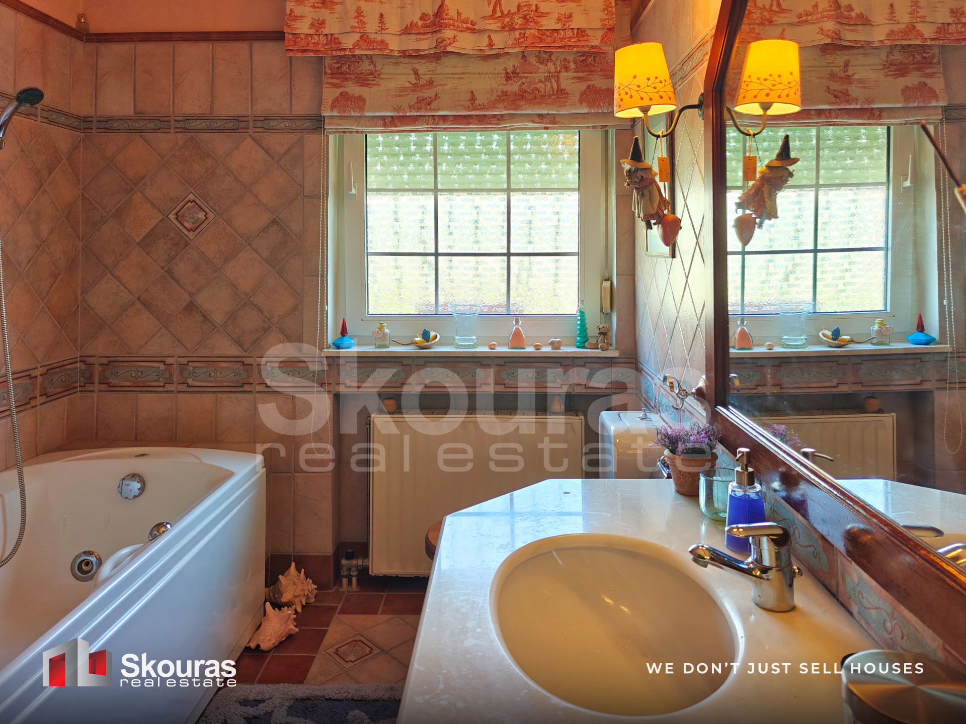 Gallery image 15