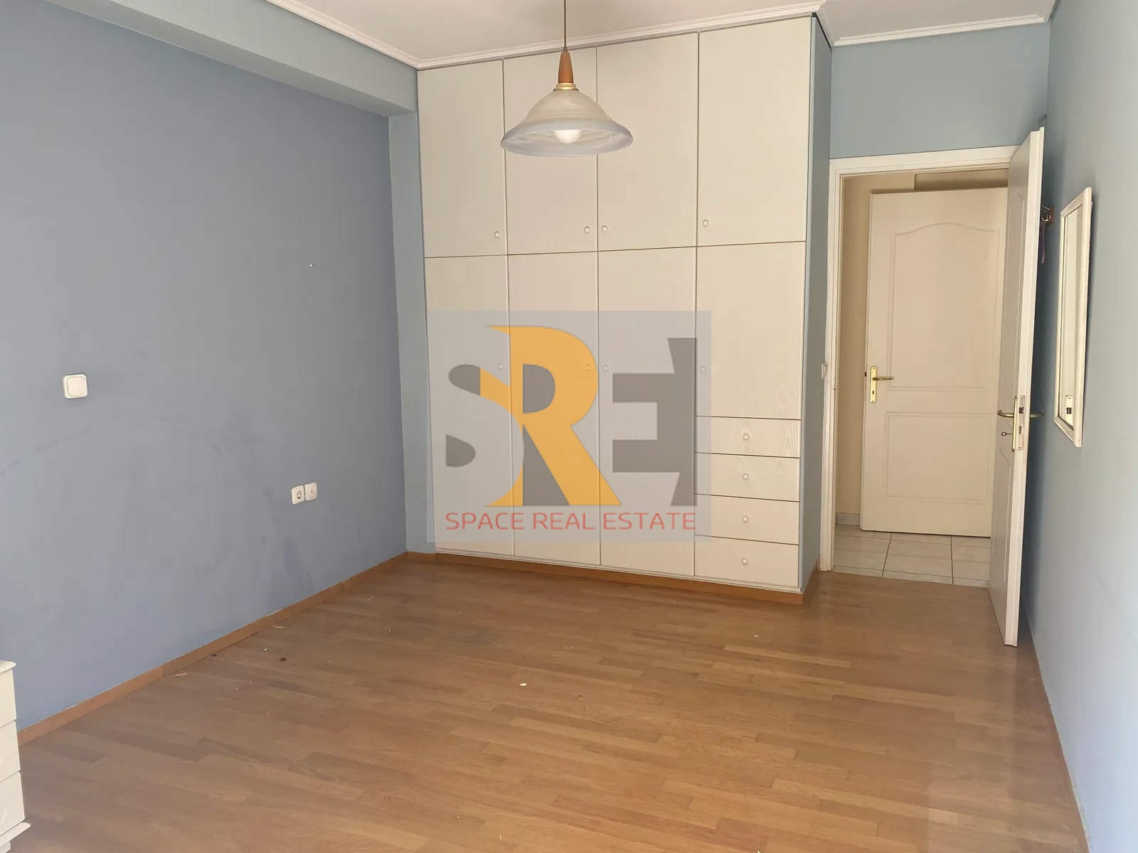 Gallery image 11