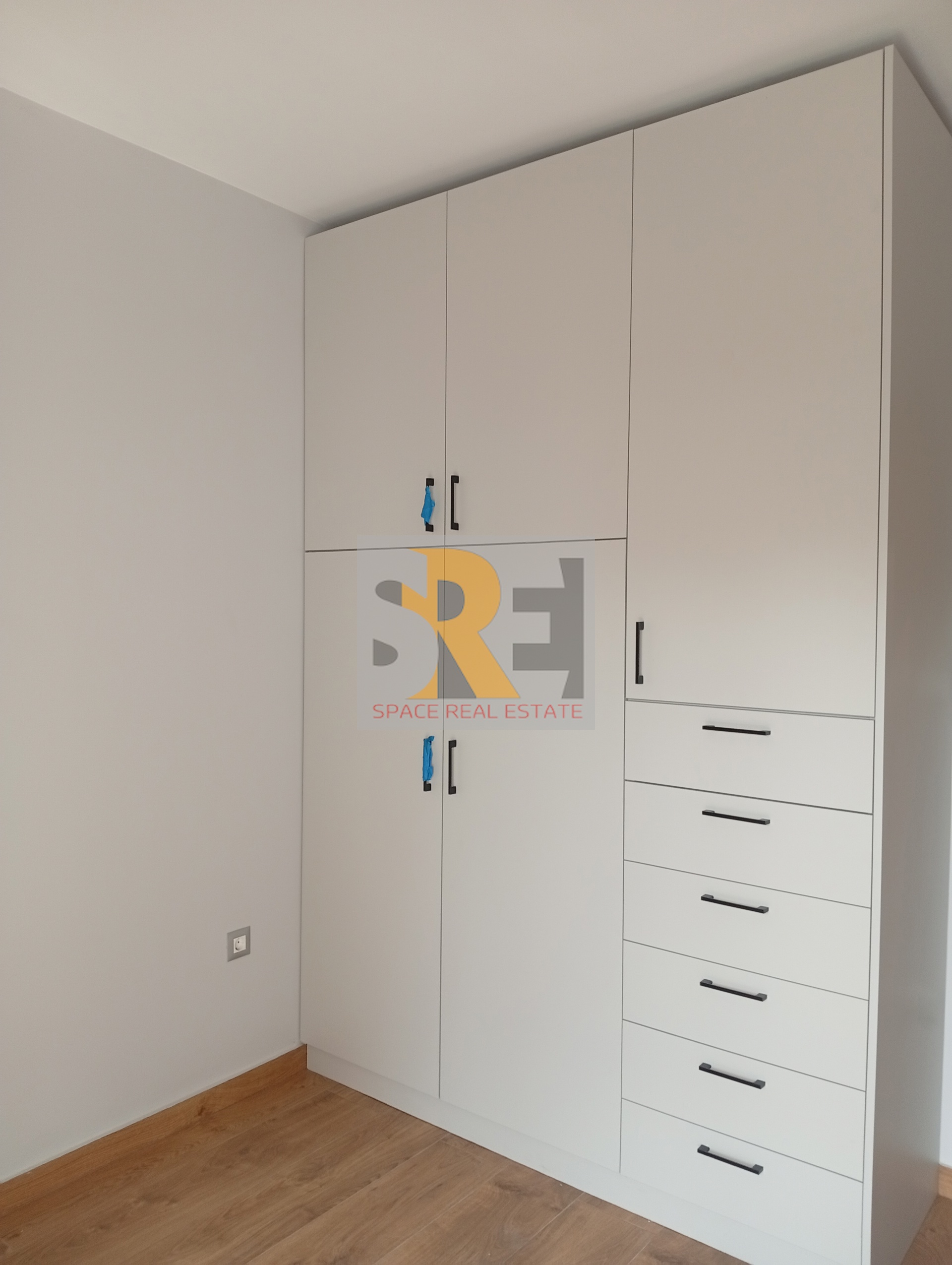Gallery image 9