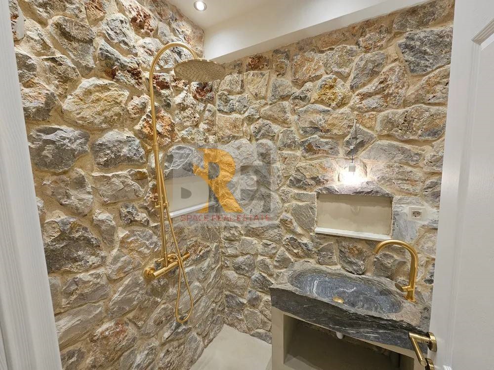 Gallery image 7