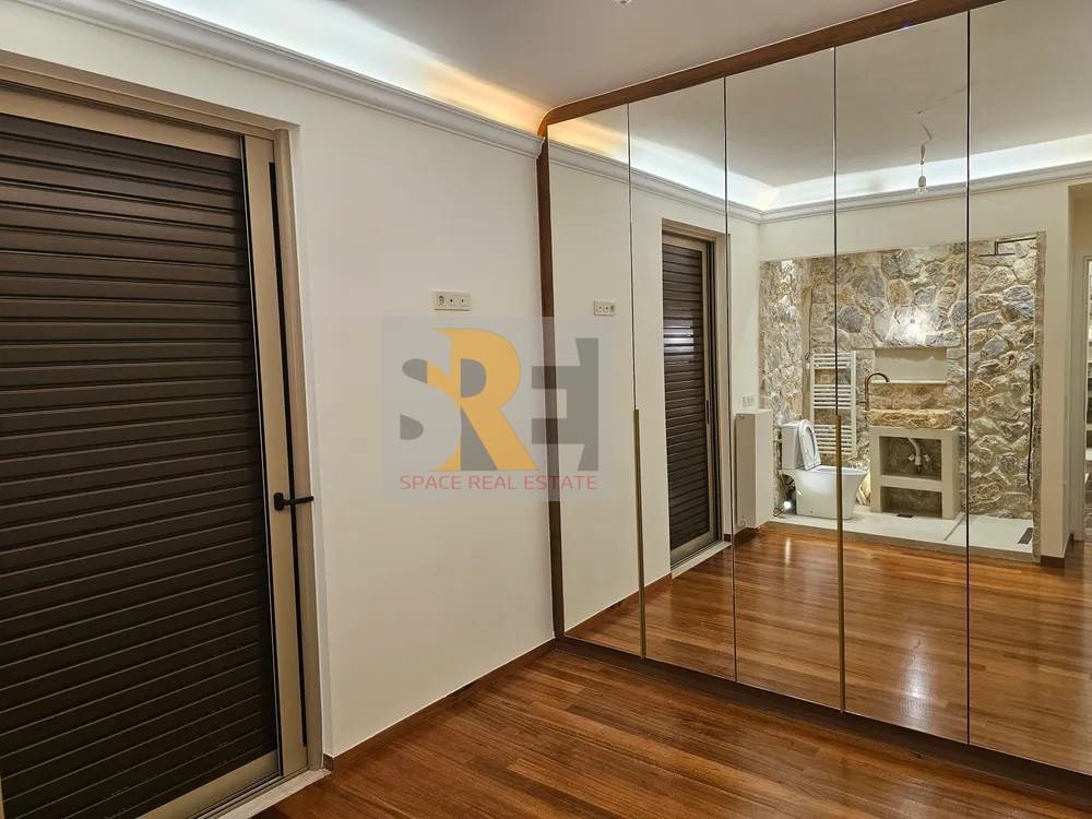 Gallery image 8