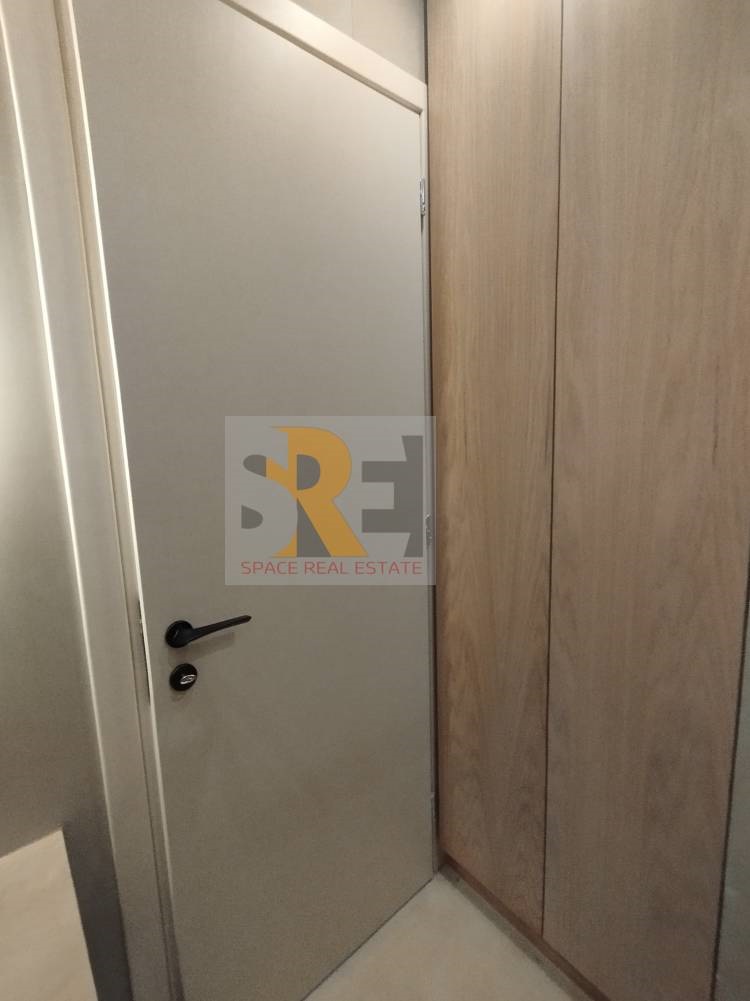 Gallery image 18