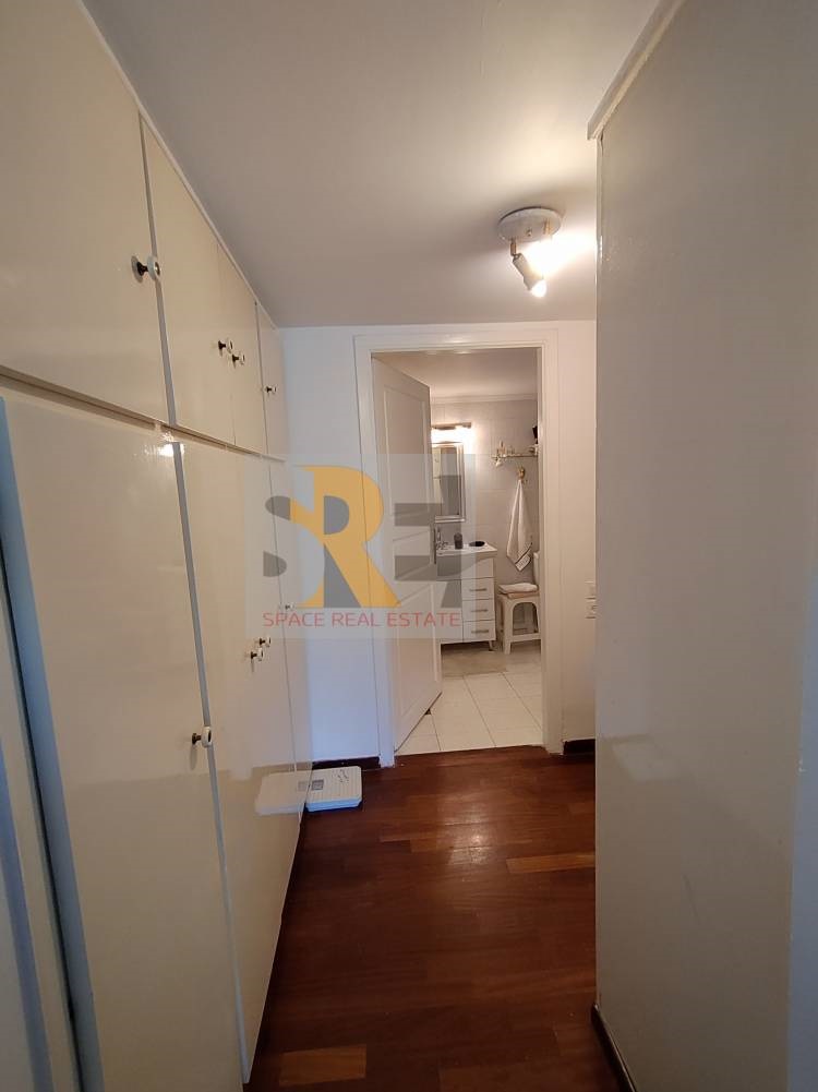 Gallery image 21