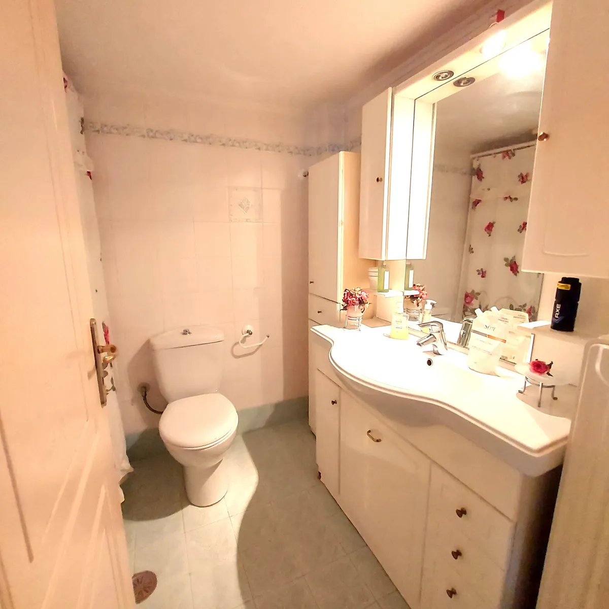 Gallery image 12