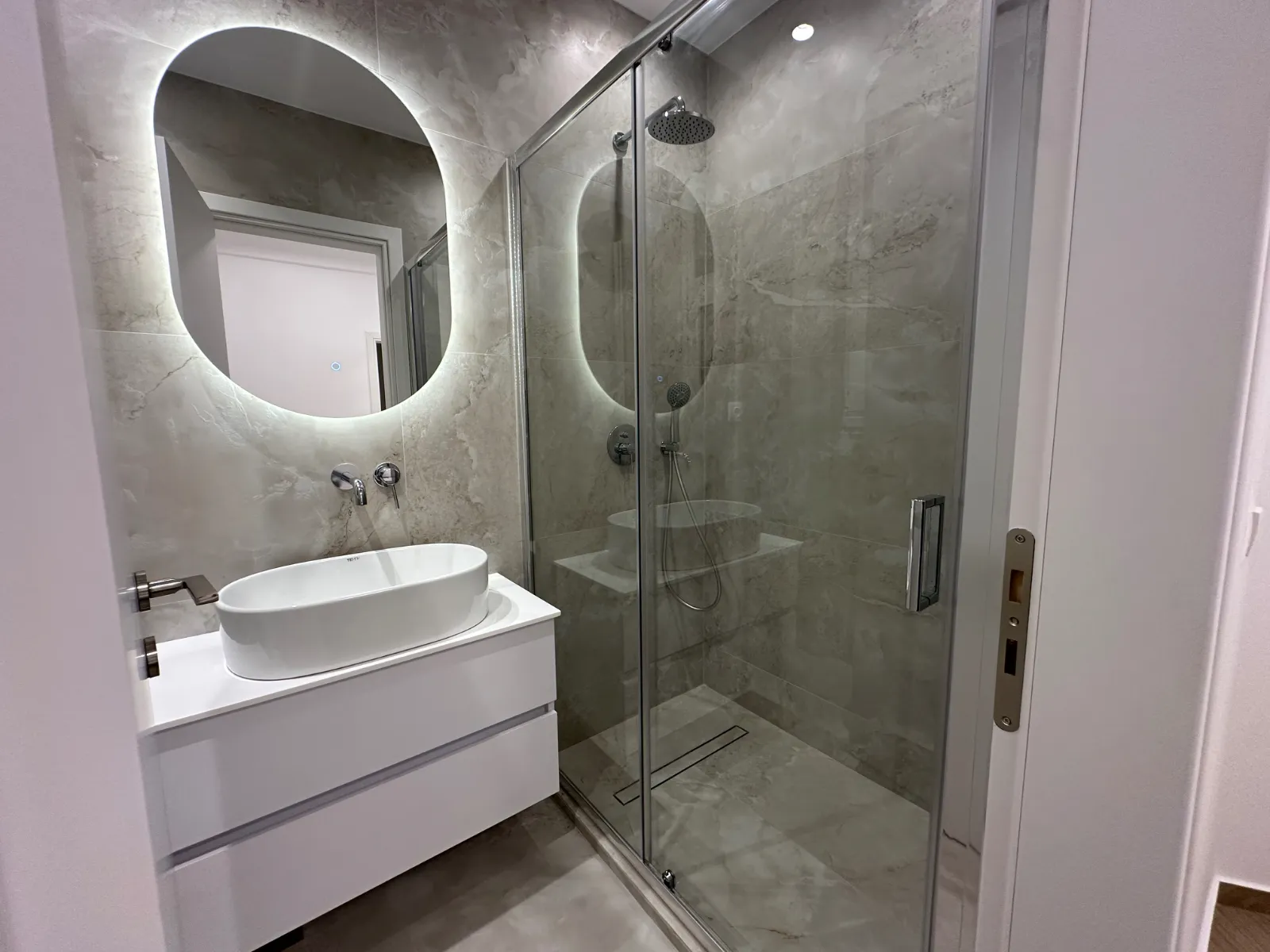 Gallery image 13