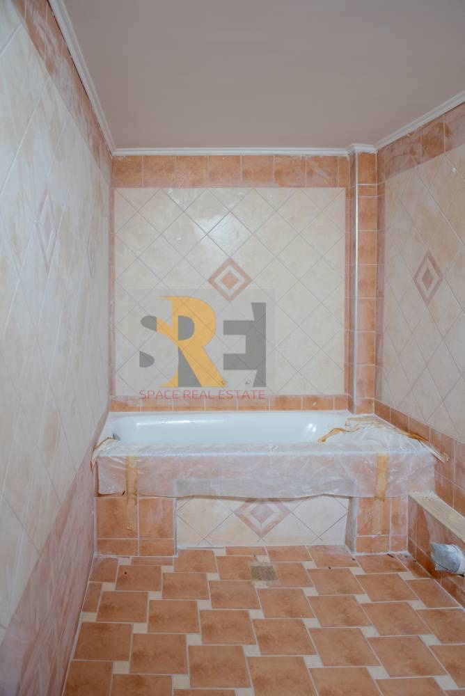 Gallery image 25