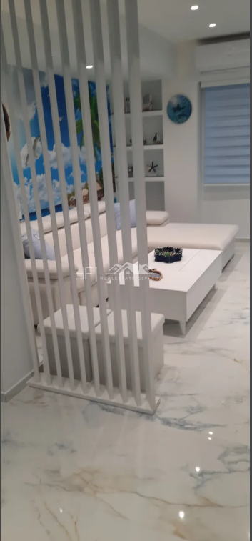 Gallery image 15