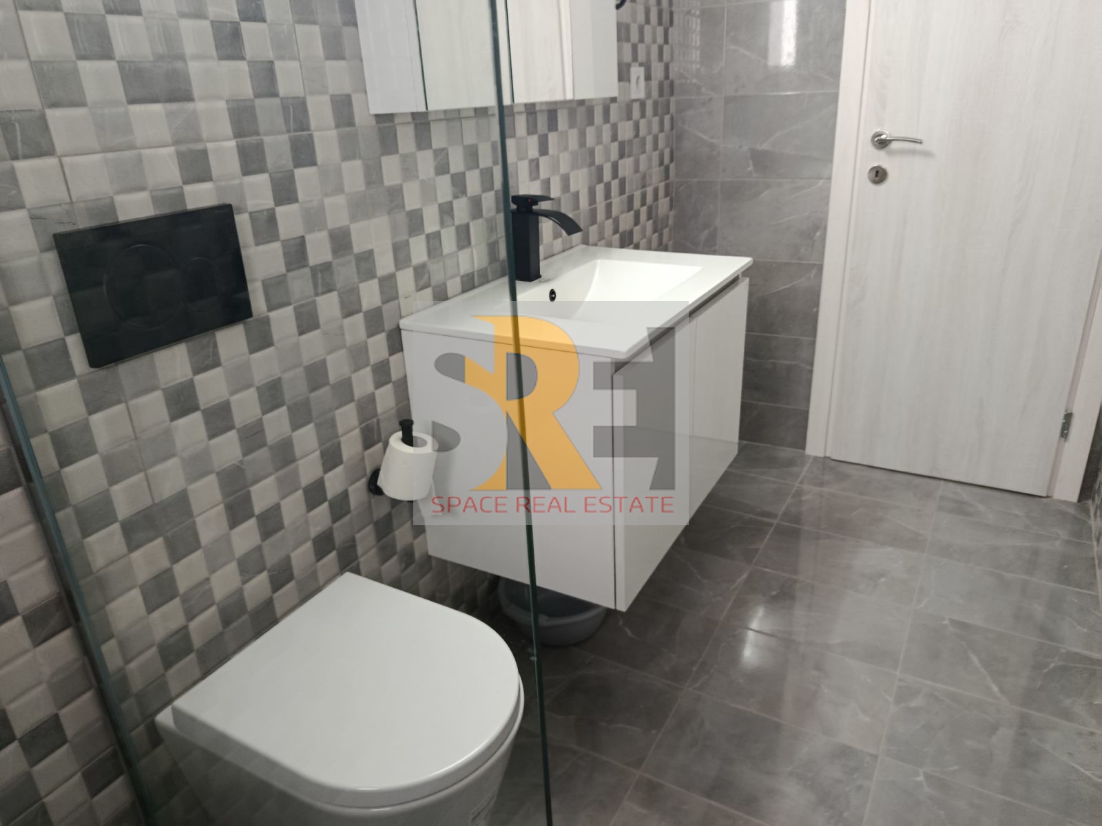 Gallery image 12