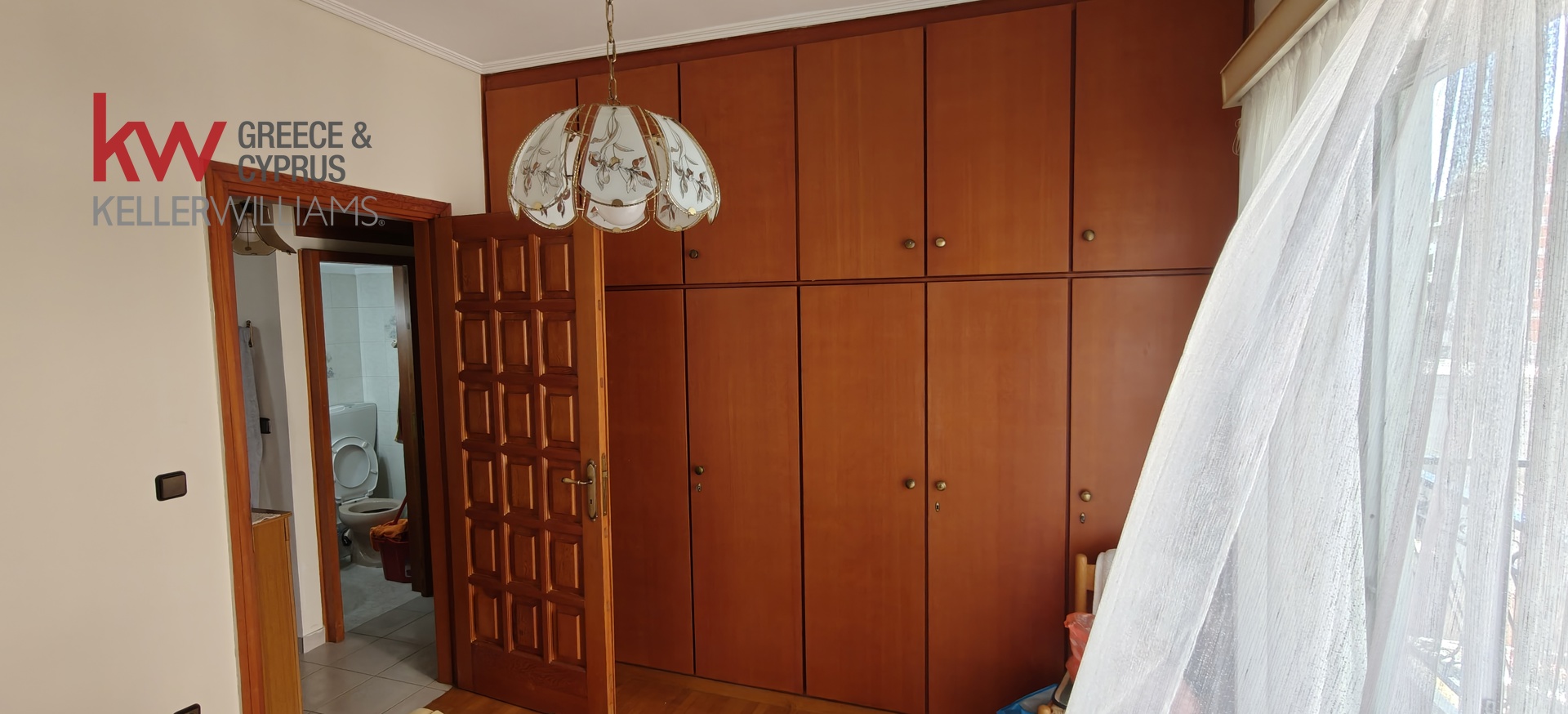 Gallery image 16
