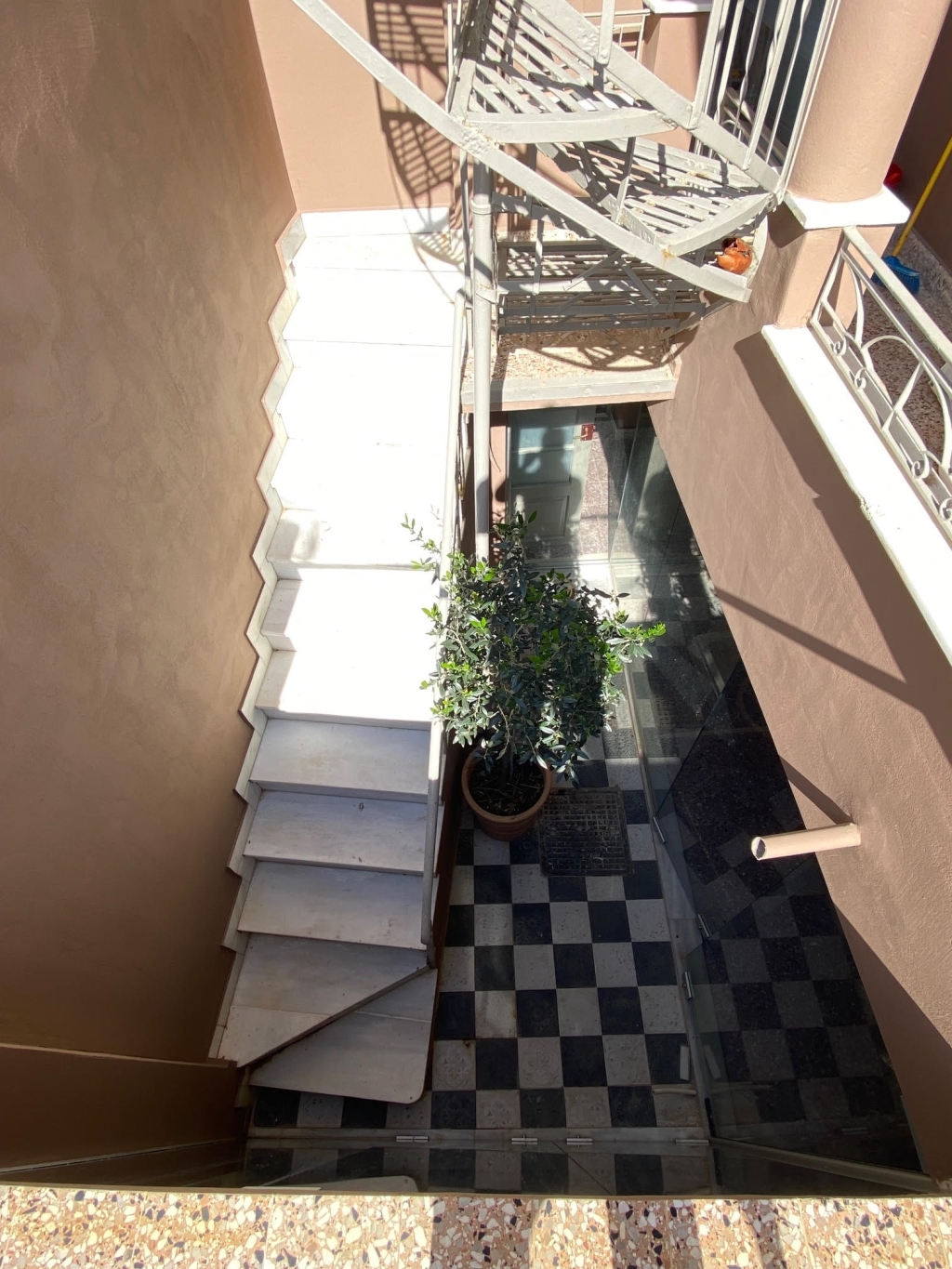 Gallery image 19