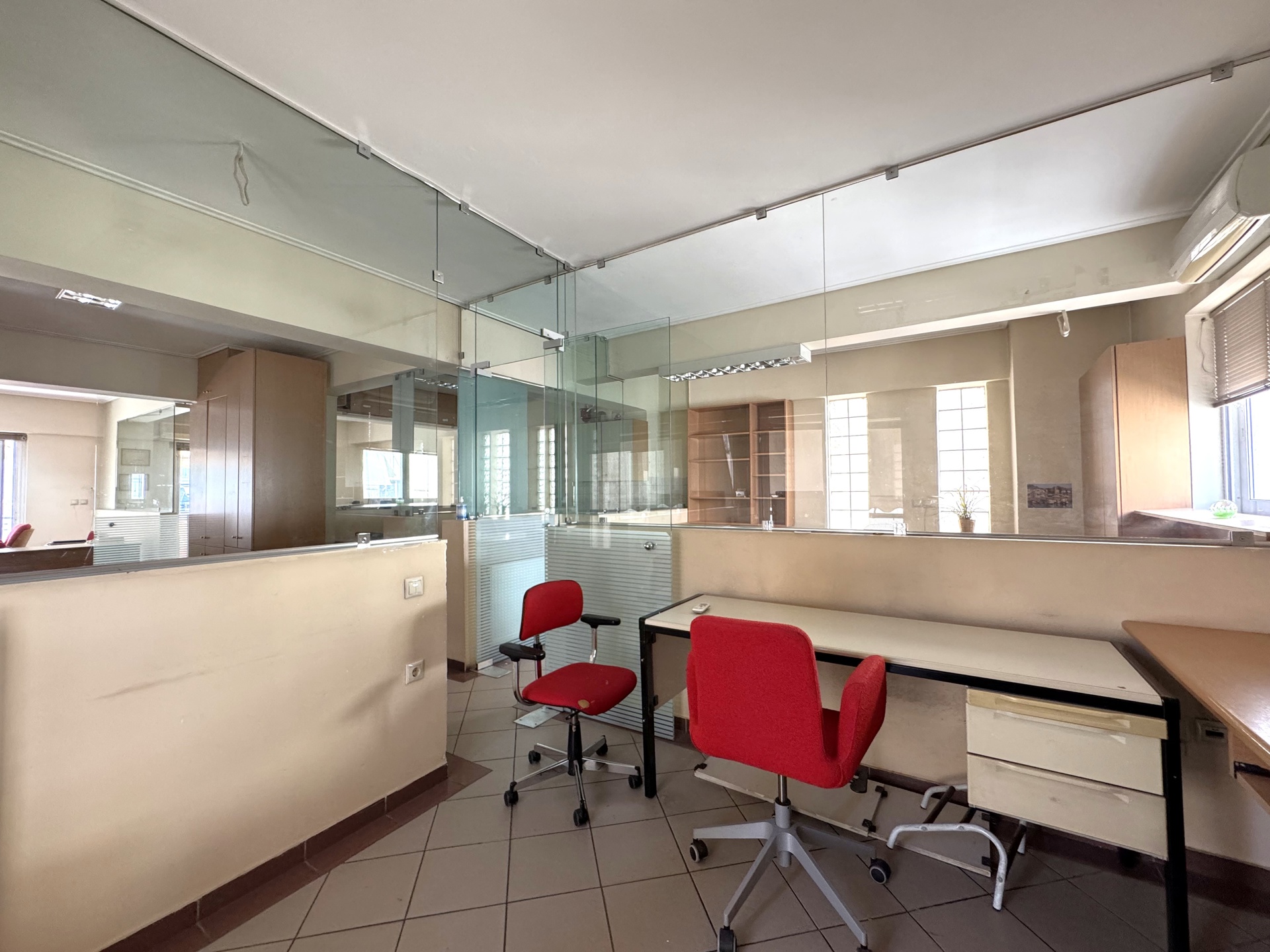 Gallery image 12