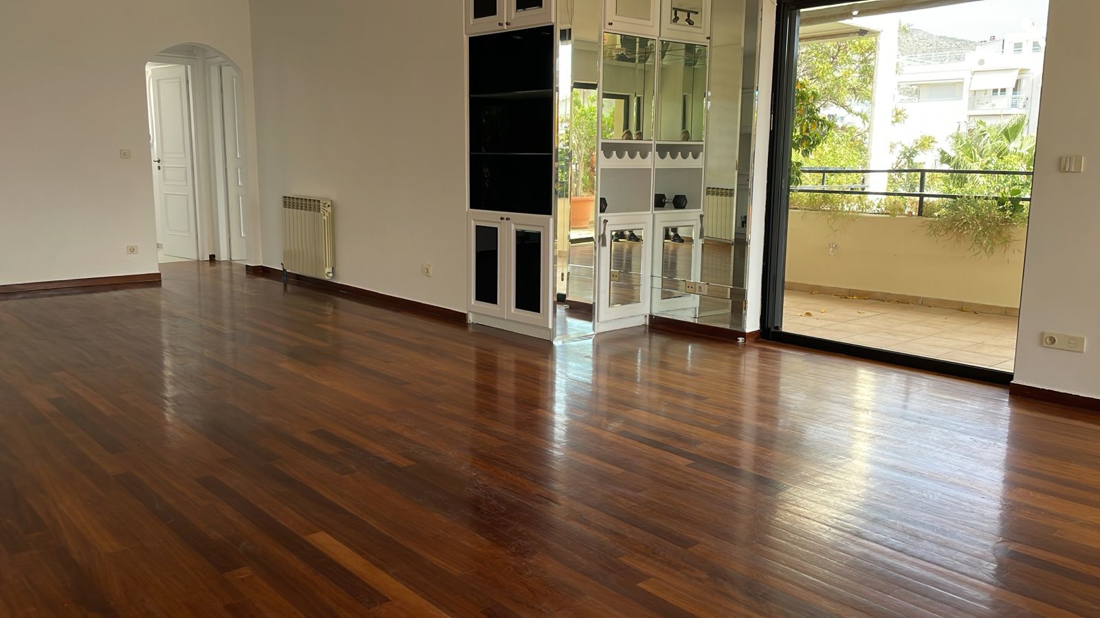 Gallery image 14