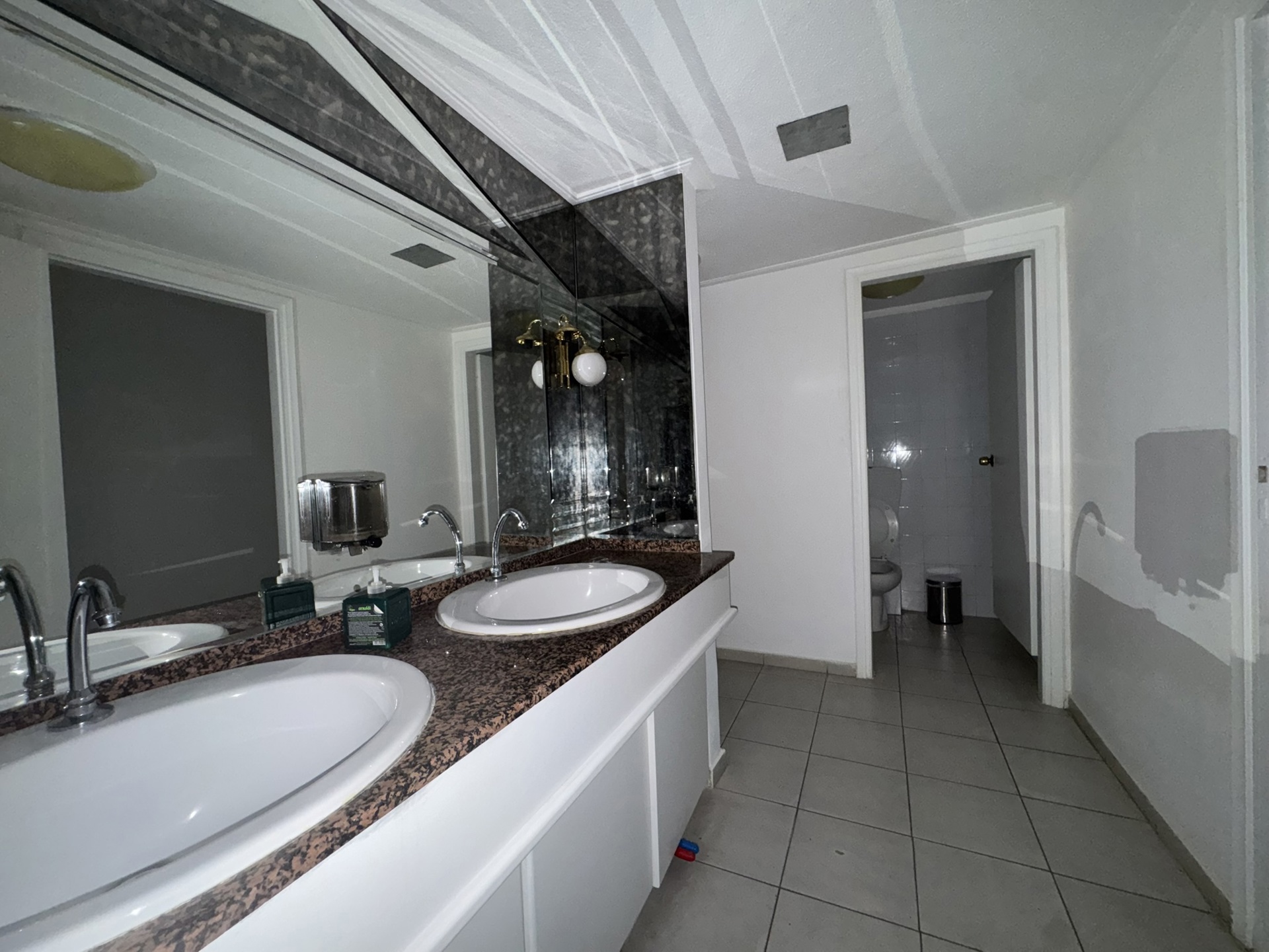 Gallery image 9