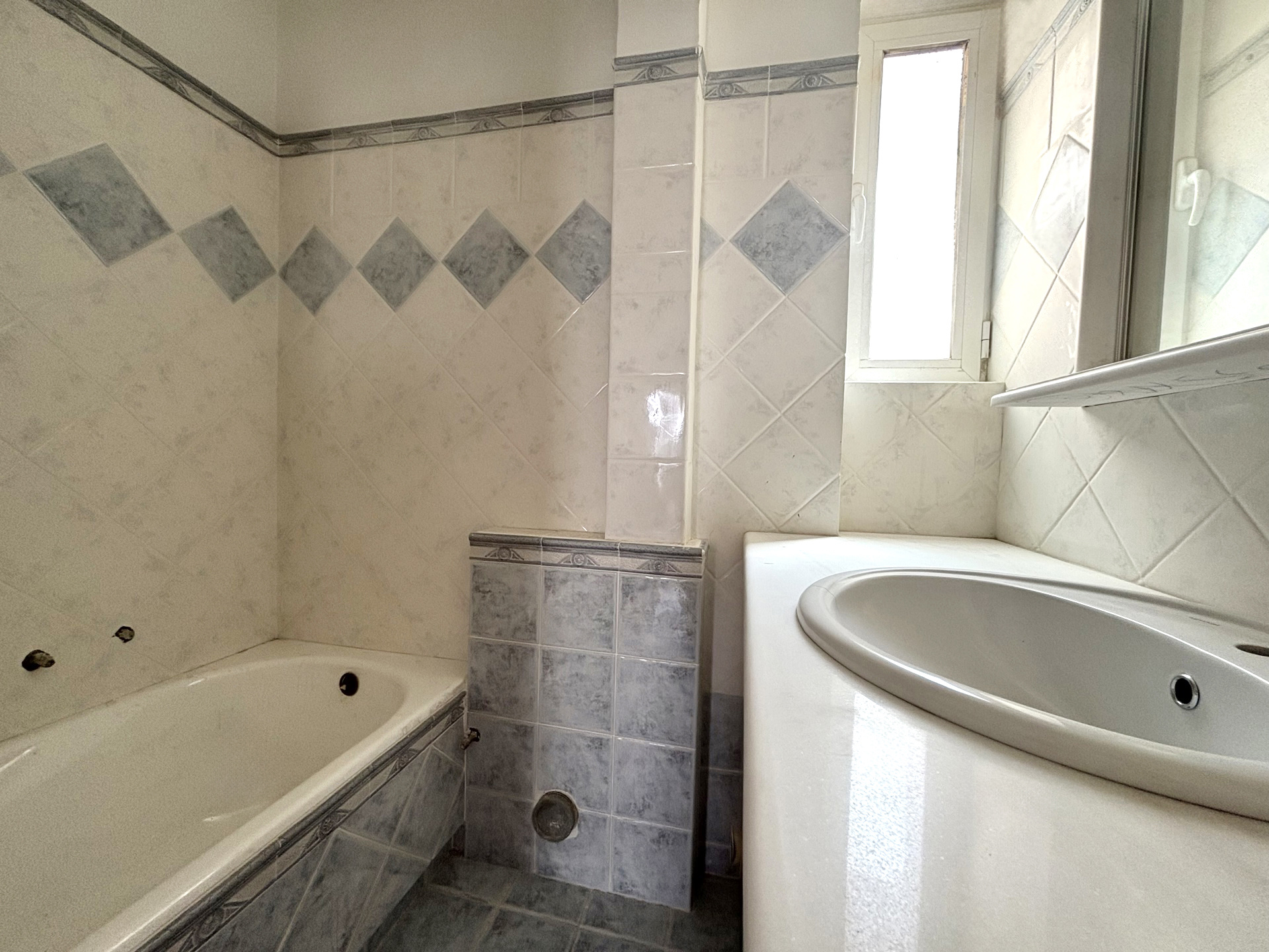 Gallery image 14