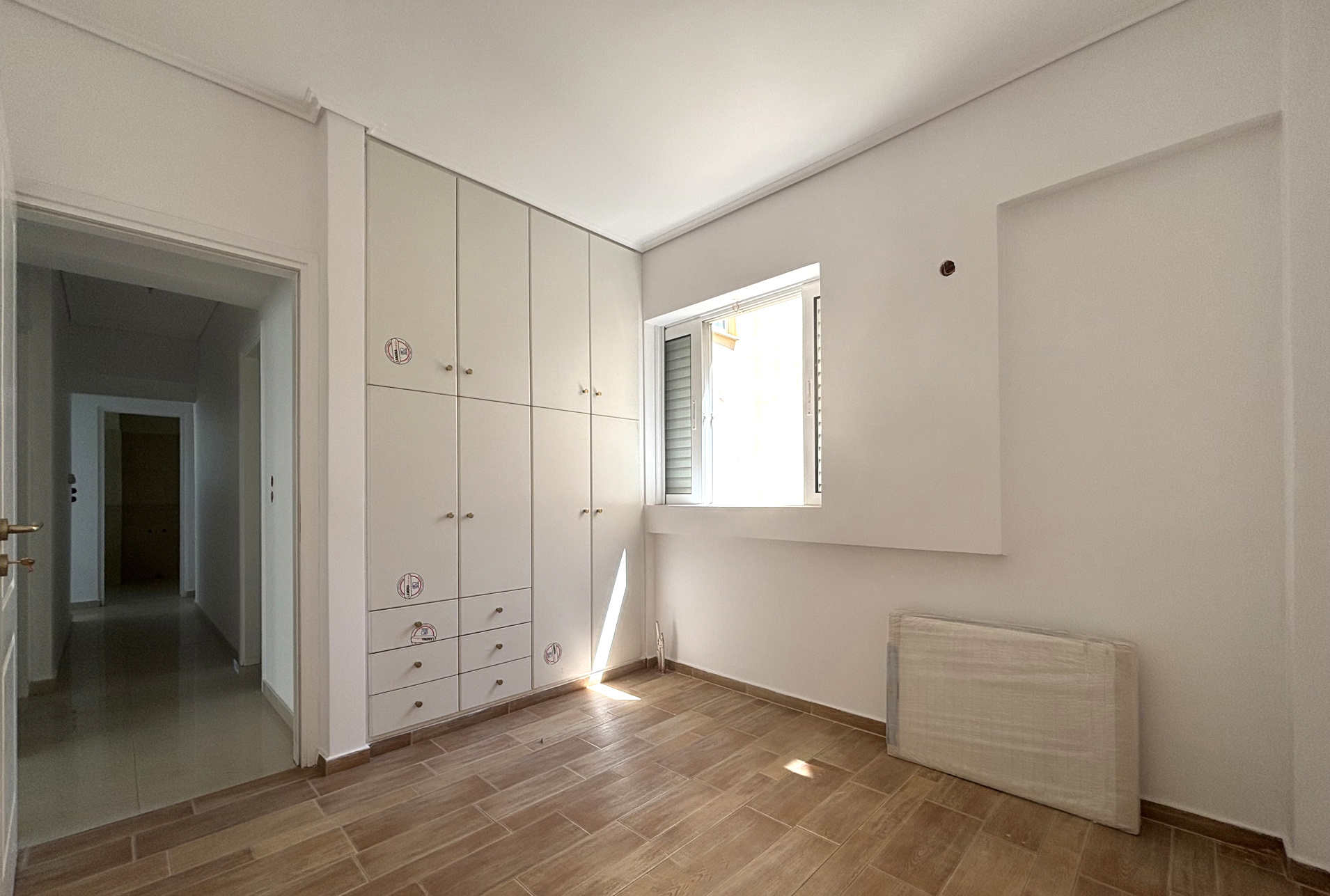 Gallery image 12