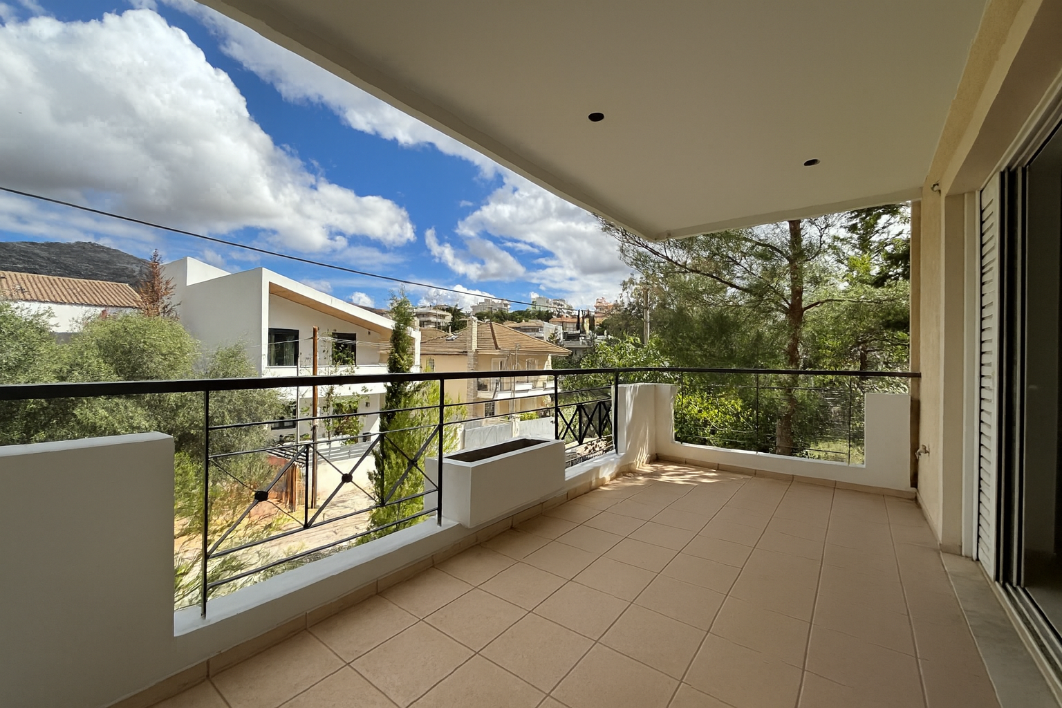 Gallery image 7