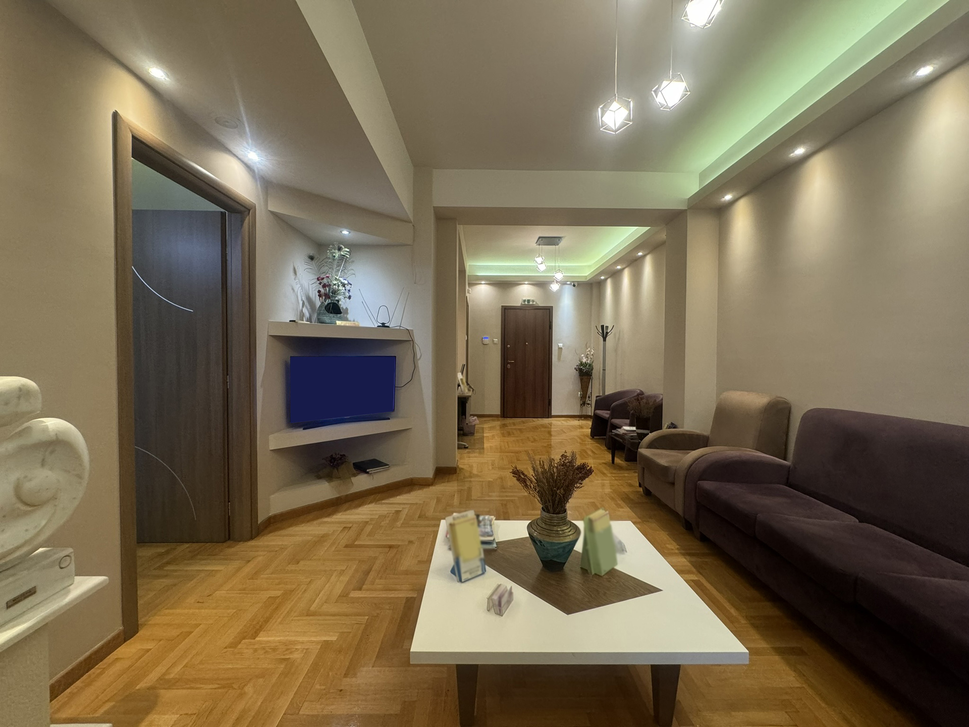 Gallery image 10
