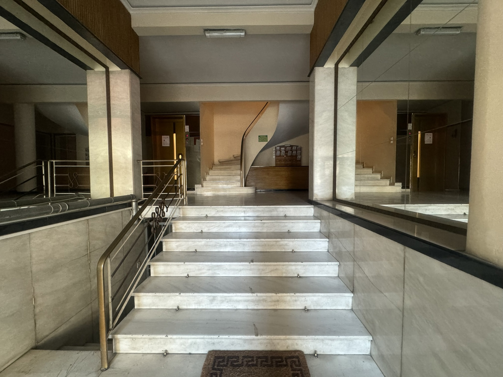 Gallery image 14