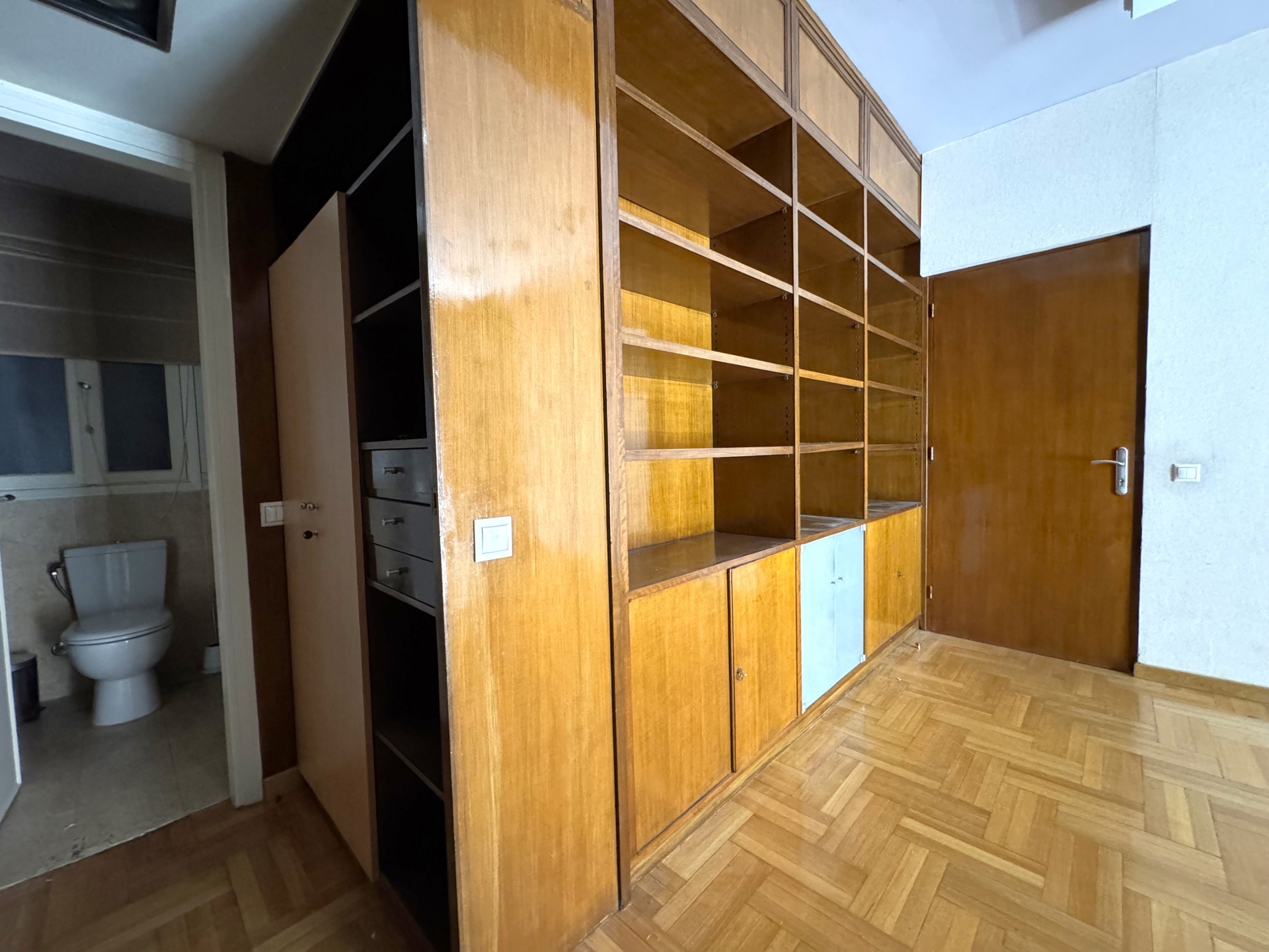 Gallery image 13