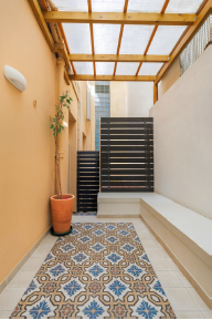 Gallery image 7