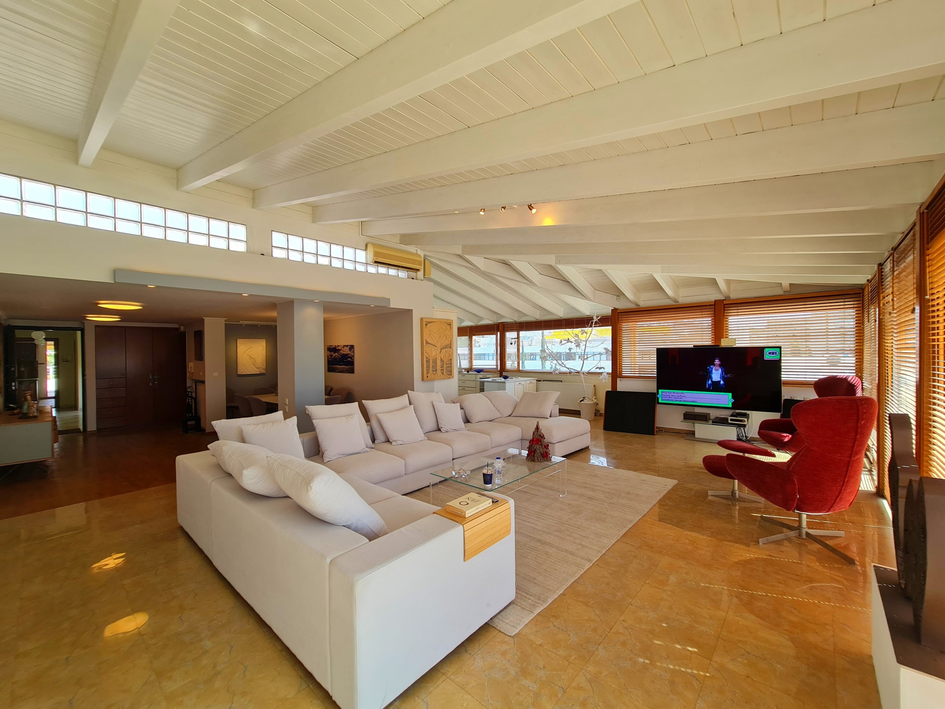 Gallery image 7
