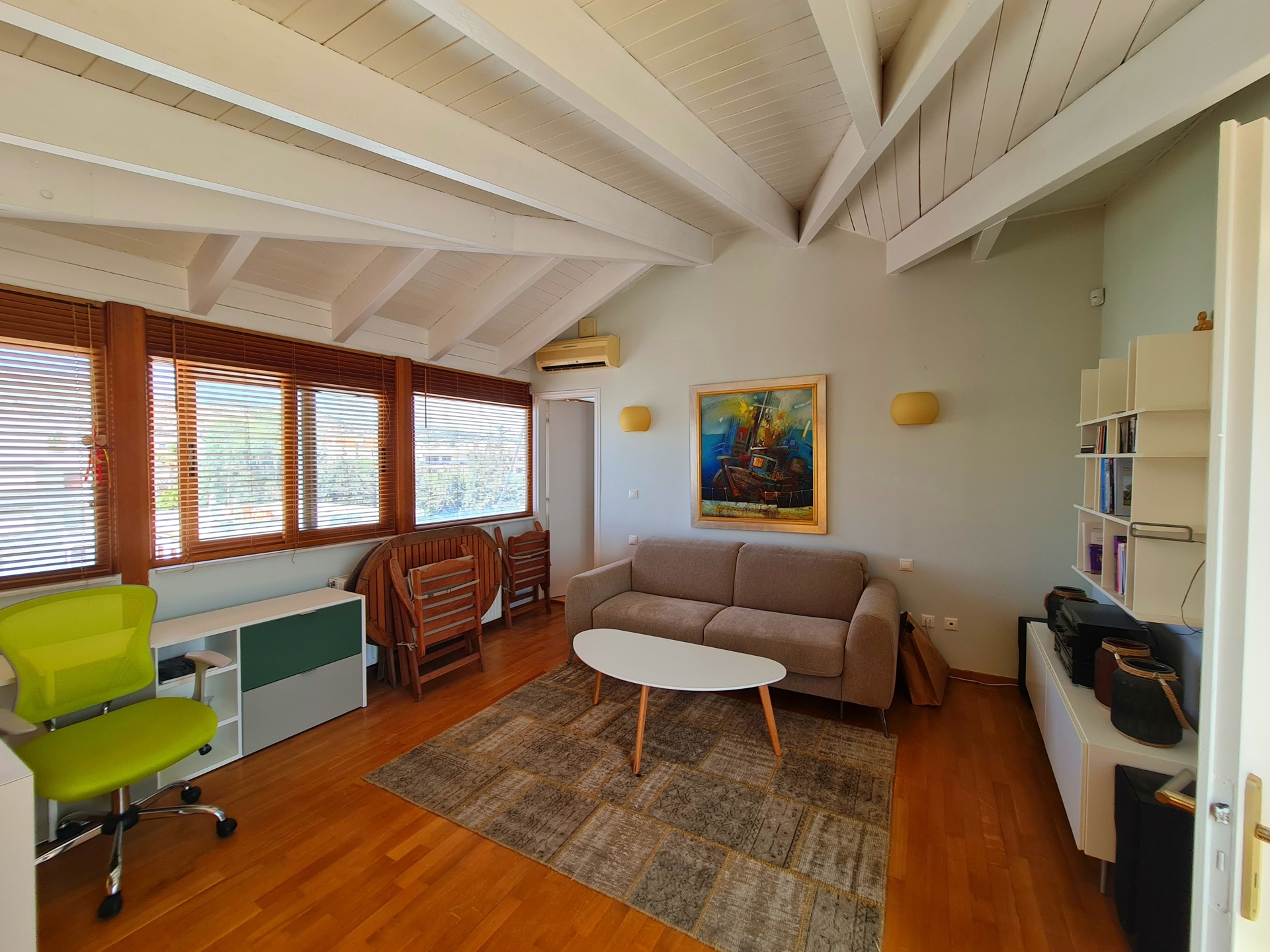 Gallery image 13