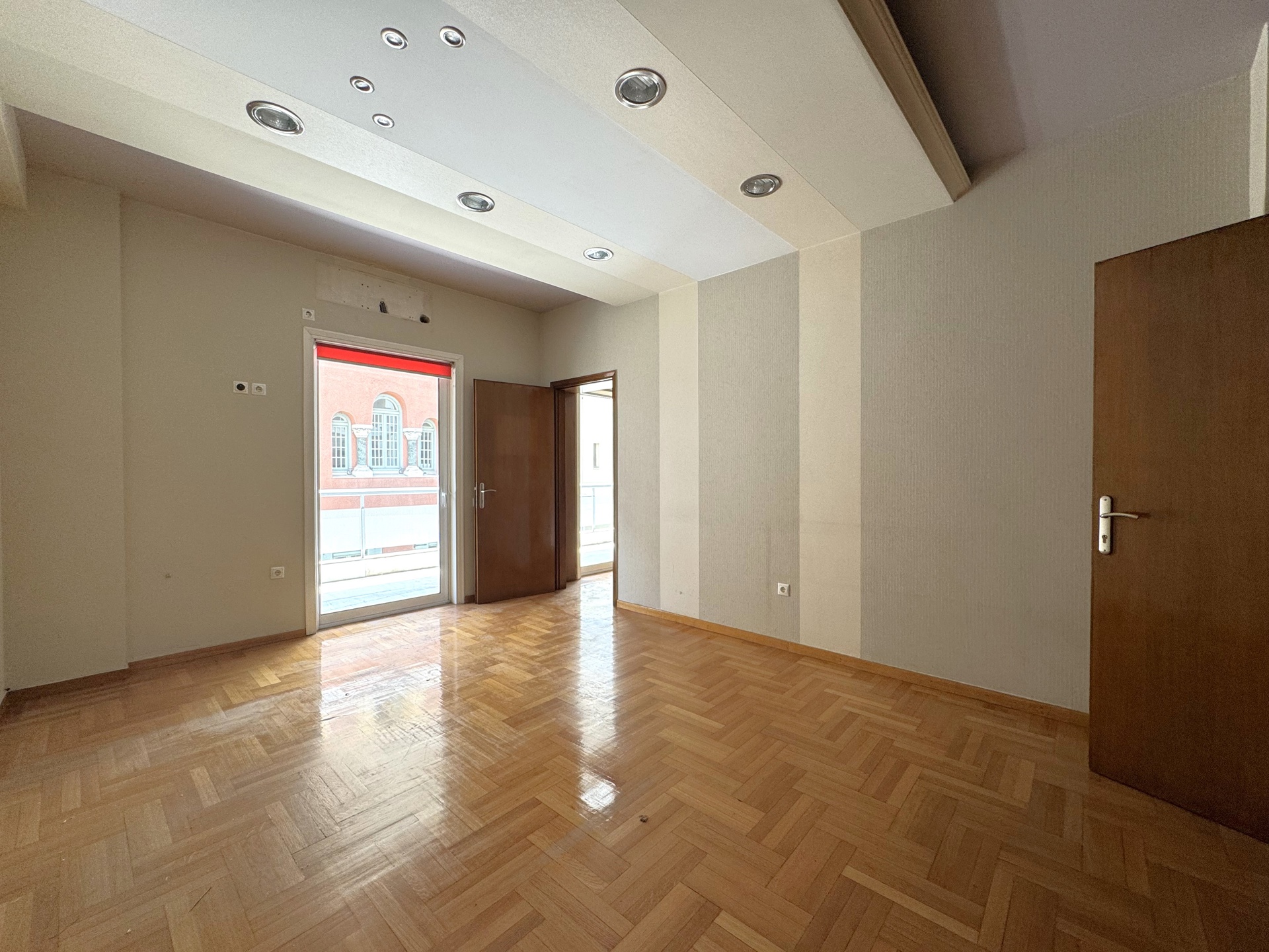 Gallery image 7