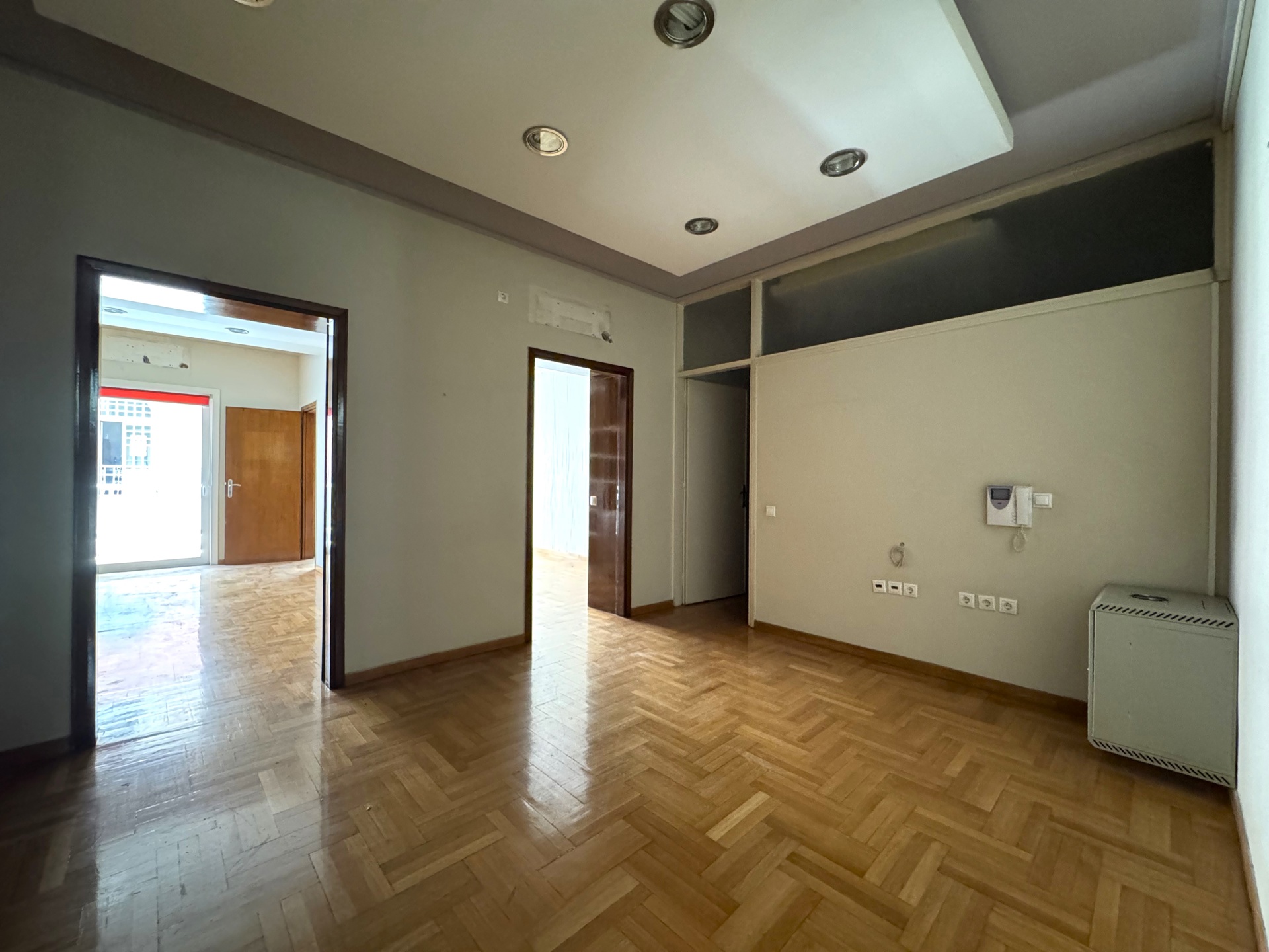 Gallery image 18