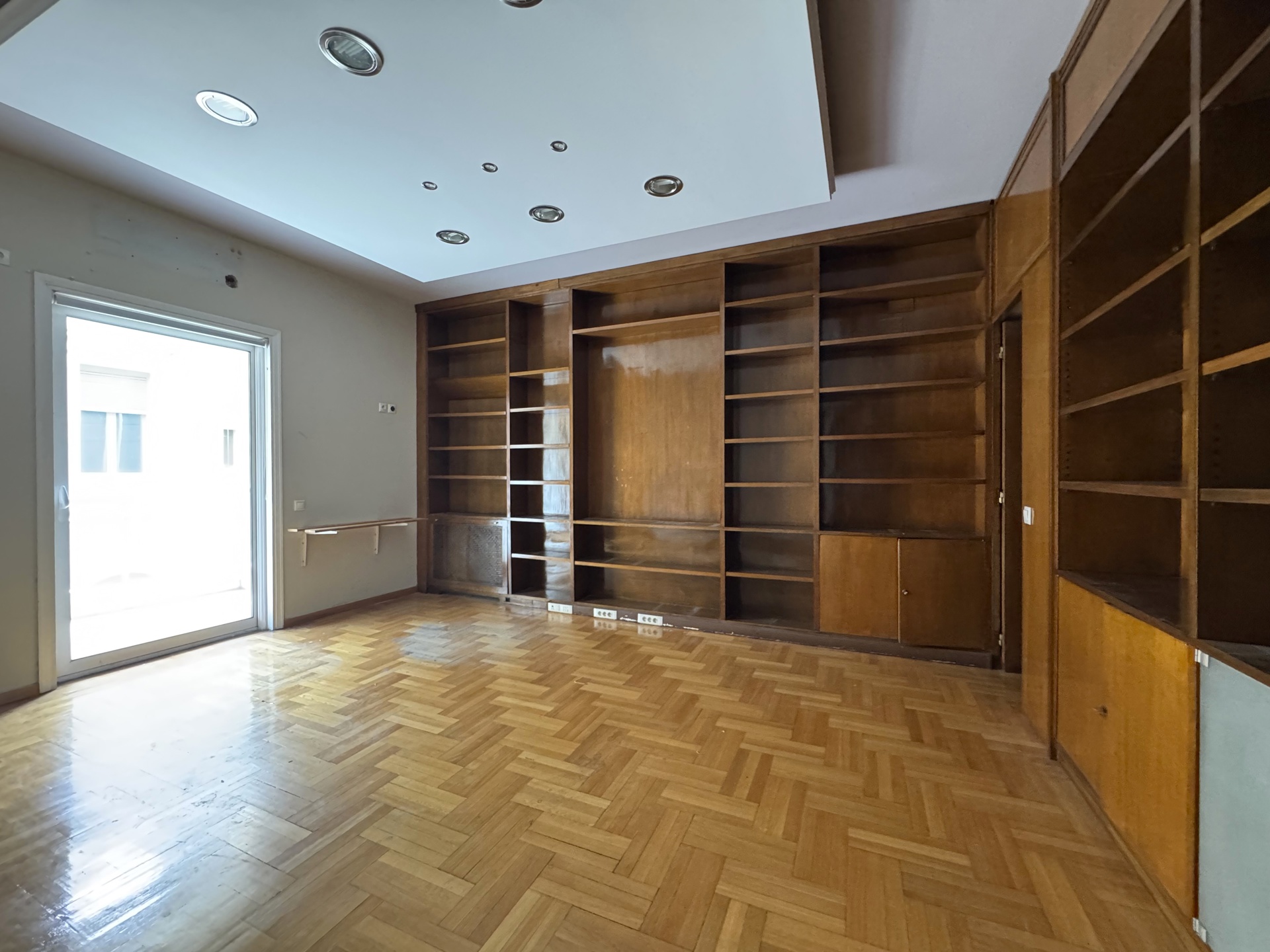 Gallery image 12