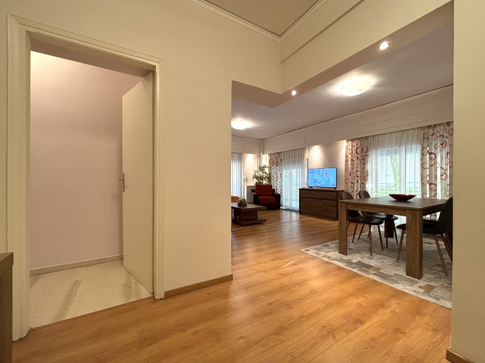 Gallery image 7