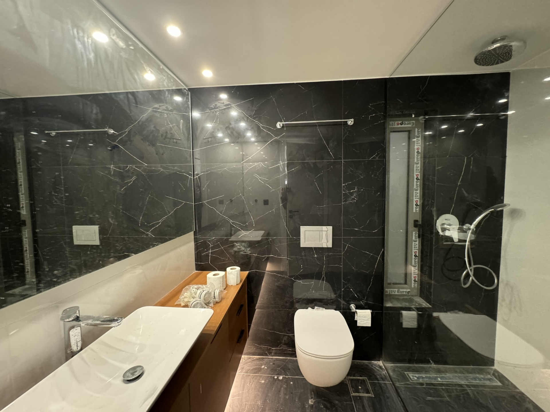 Gallery image 7