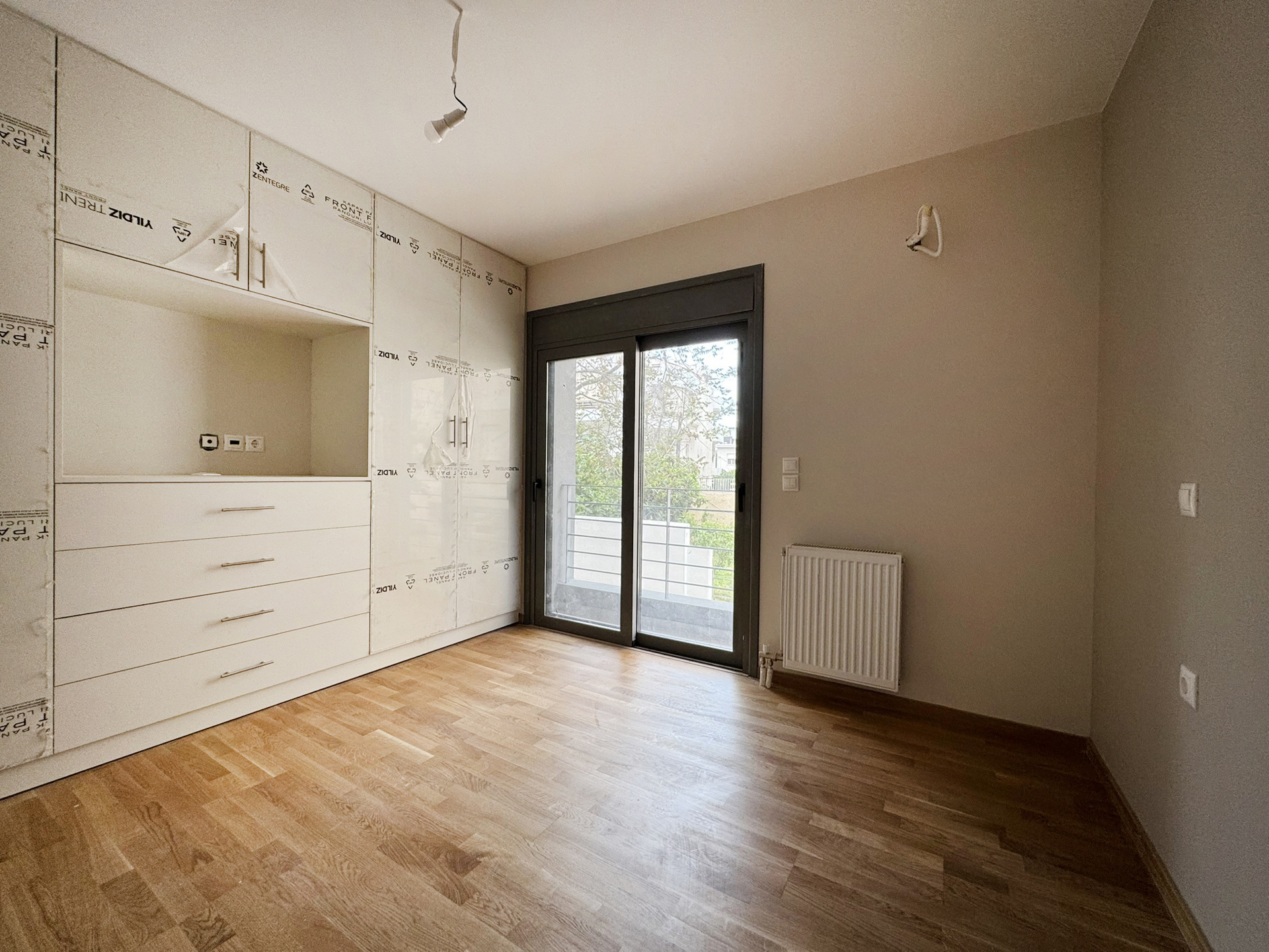 Gallery image 12