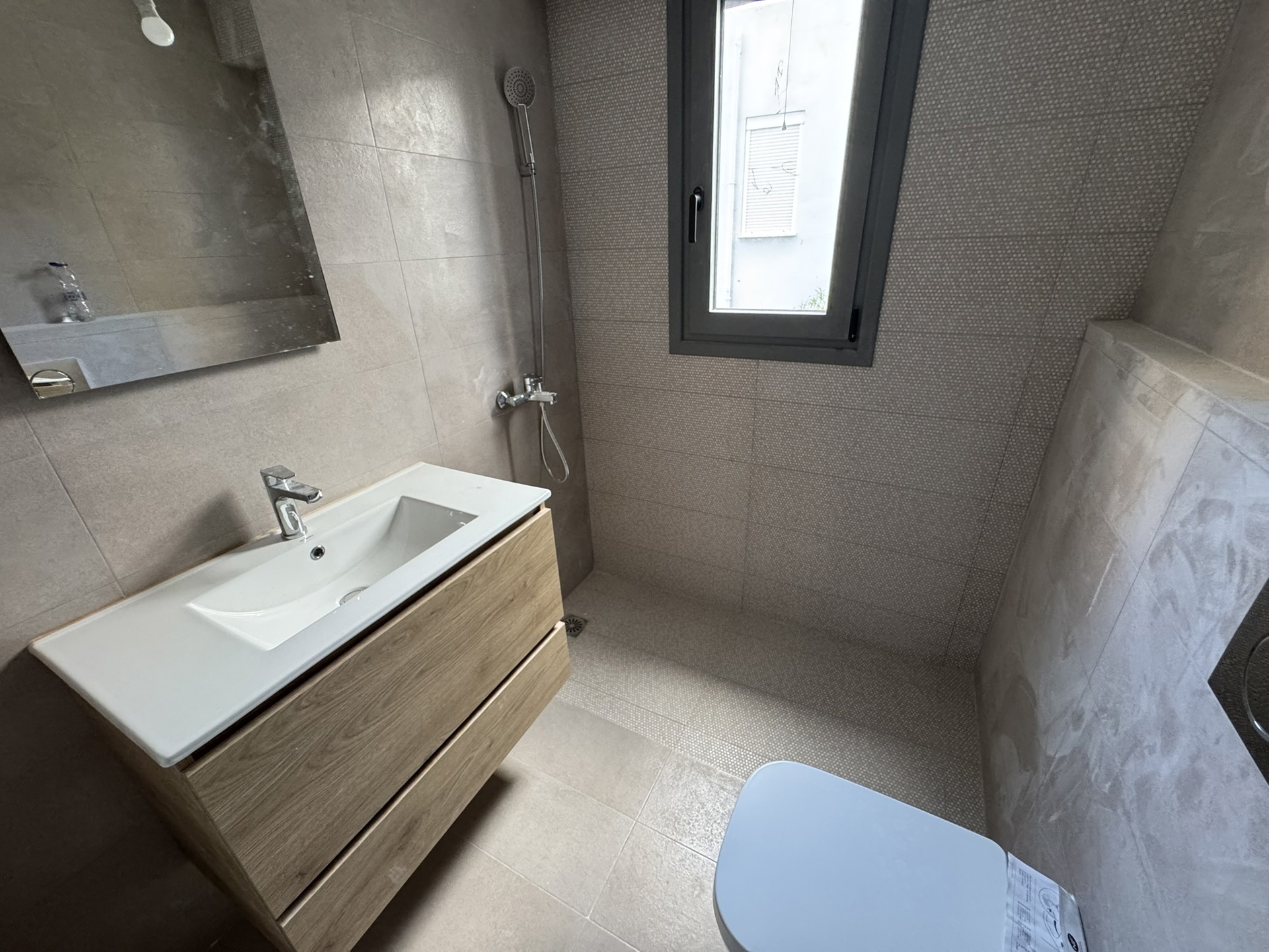 Gallery image 13