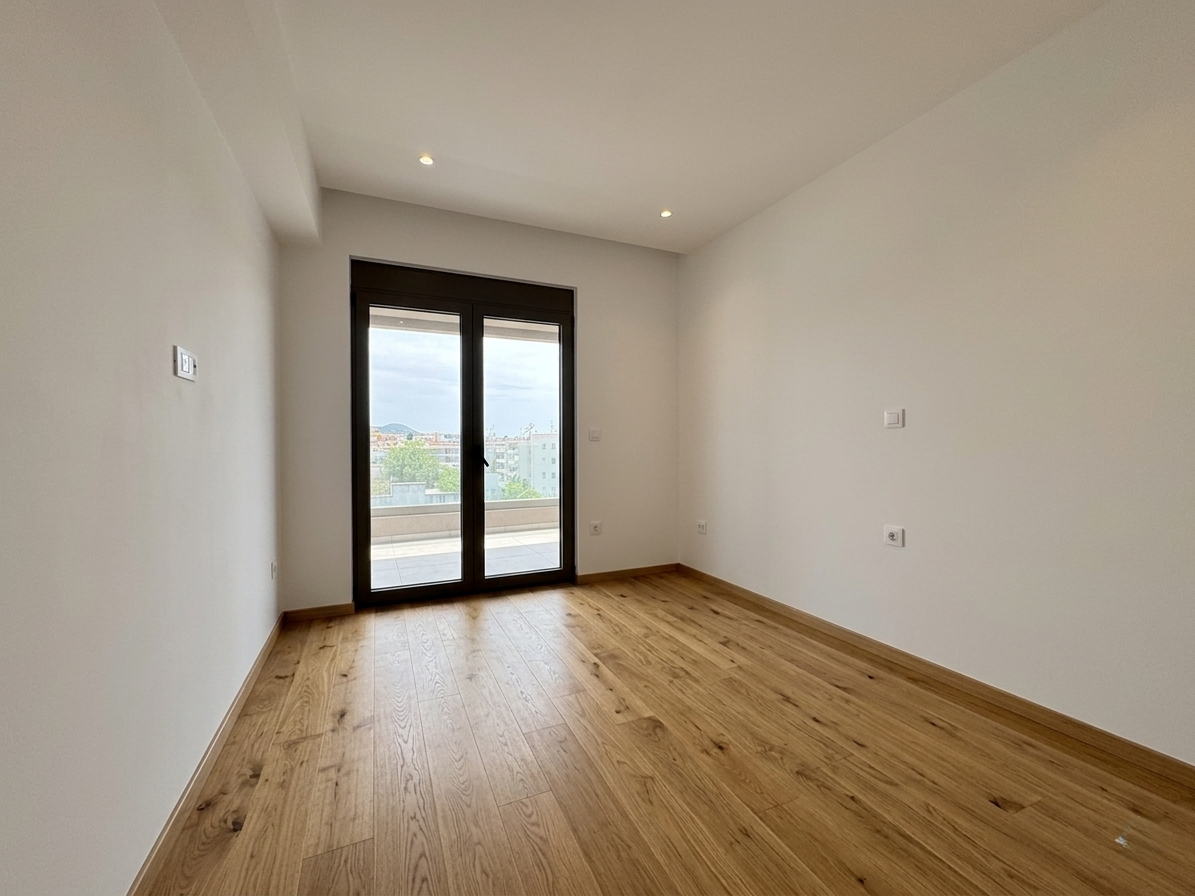 Gallery image 12