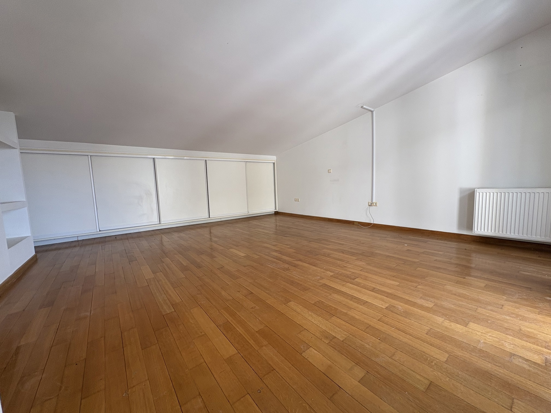 Gallery image 38