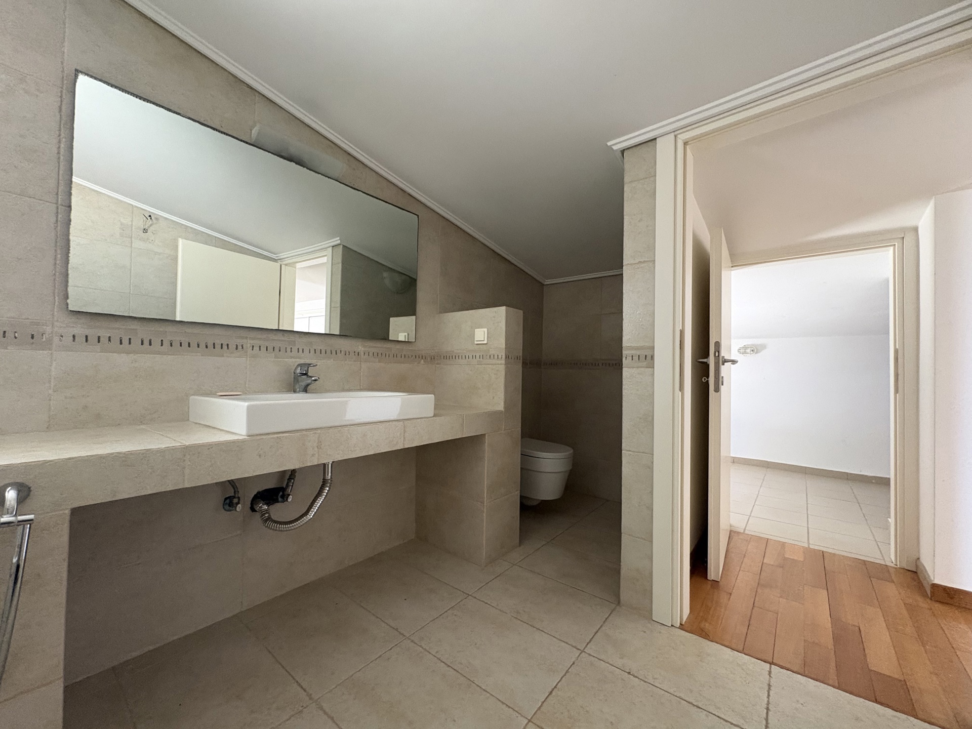 Gallery image 21
