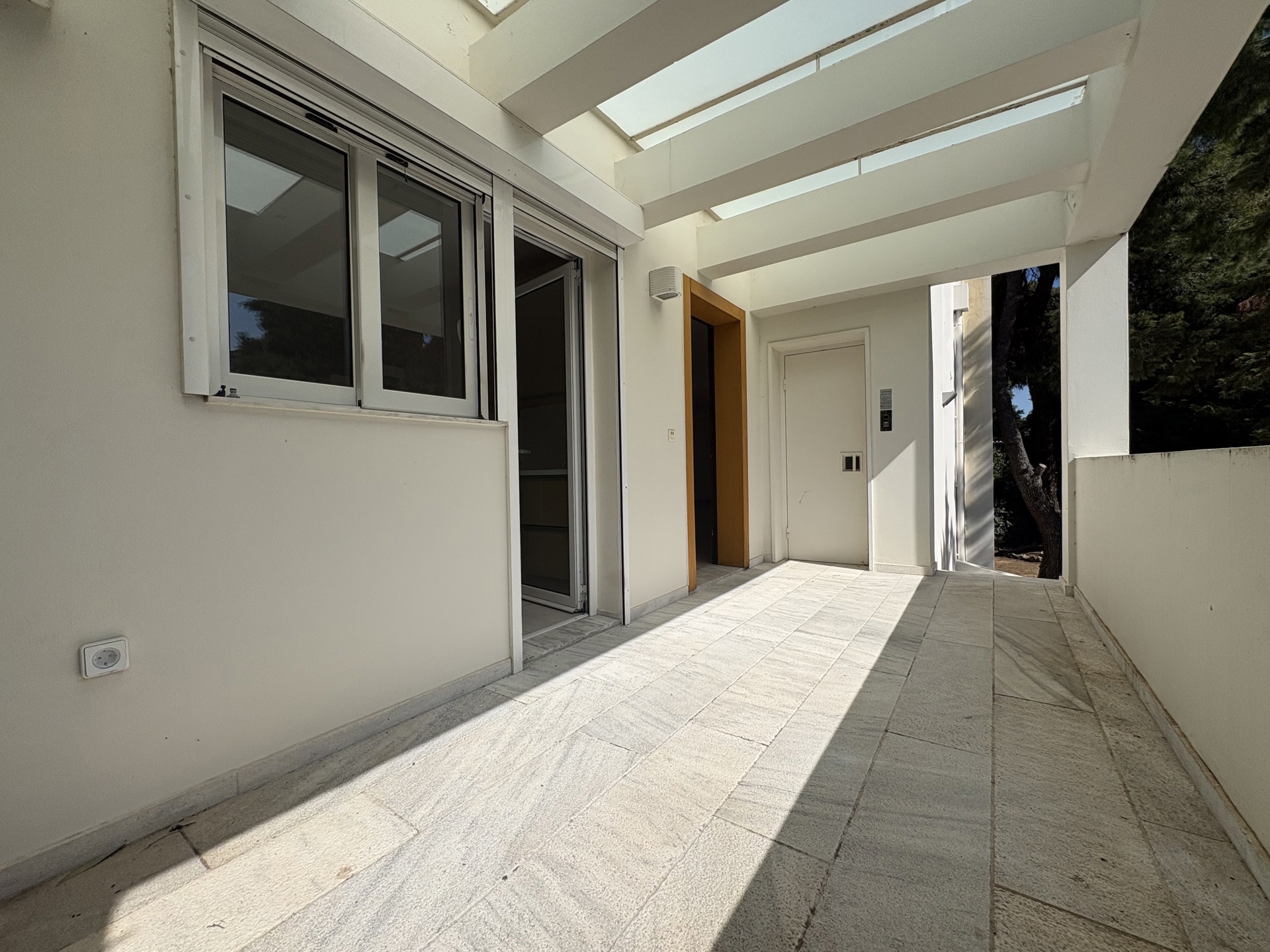 Gallery image 32