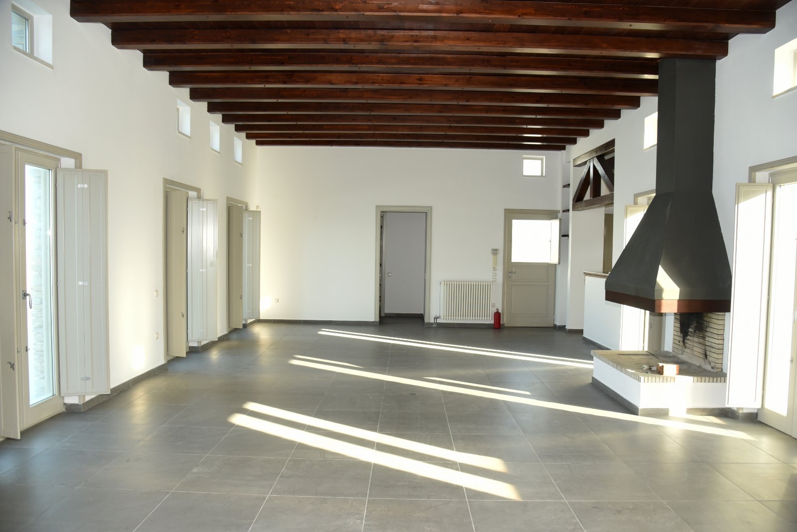 Gallery image 12