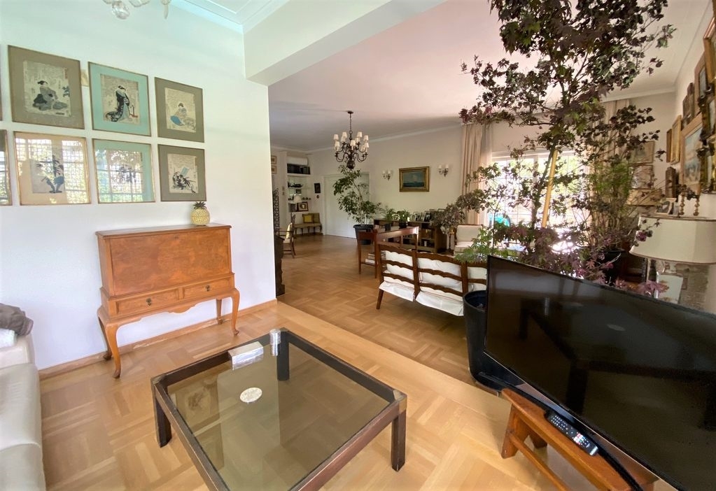Gallery image 9