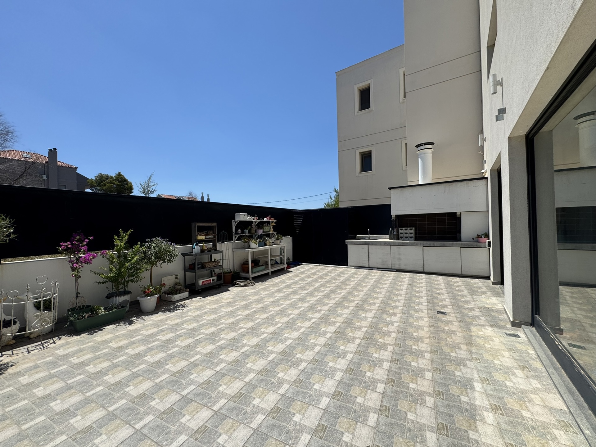 Gallery image 11