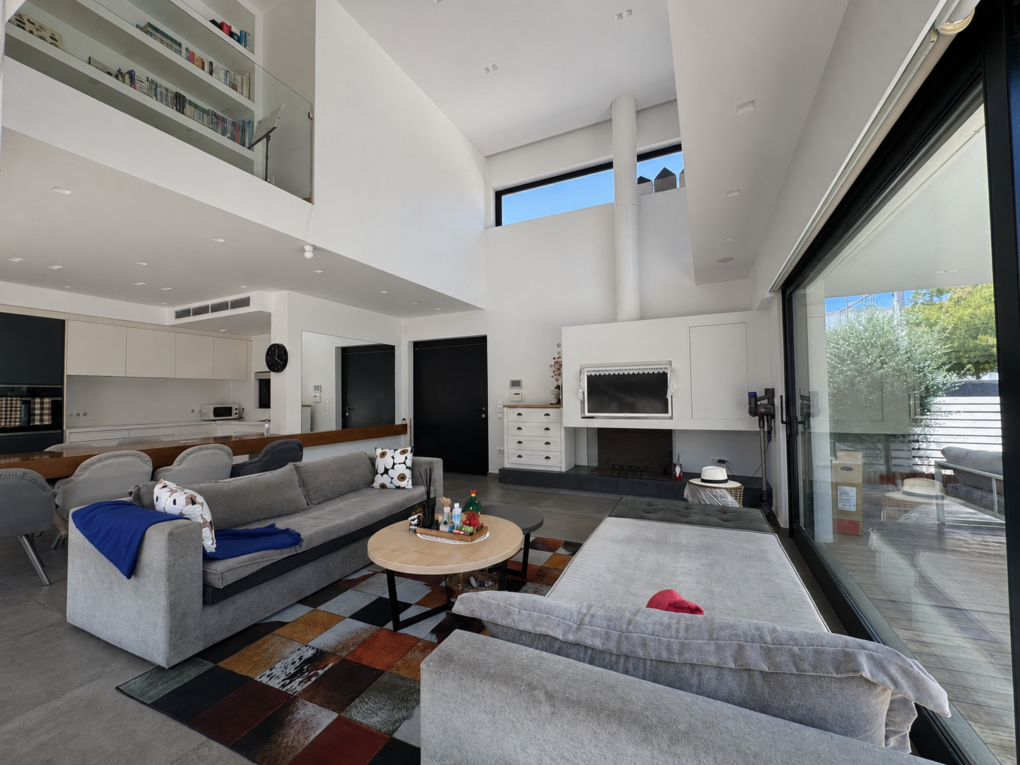 Gallery image 8
