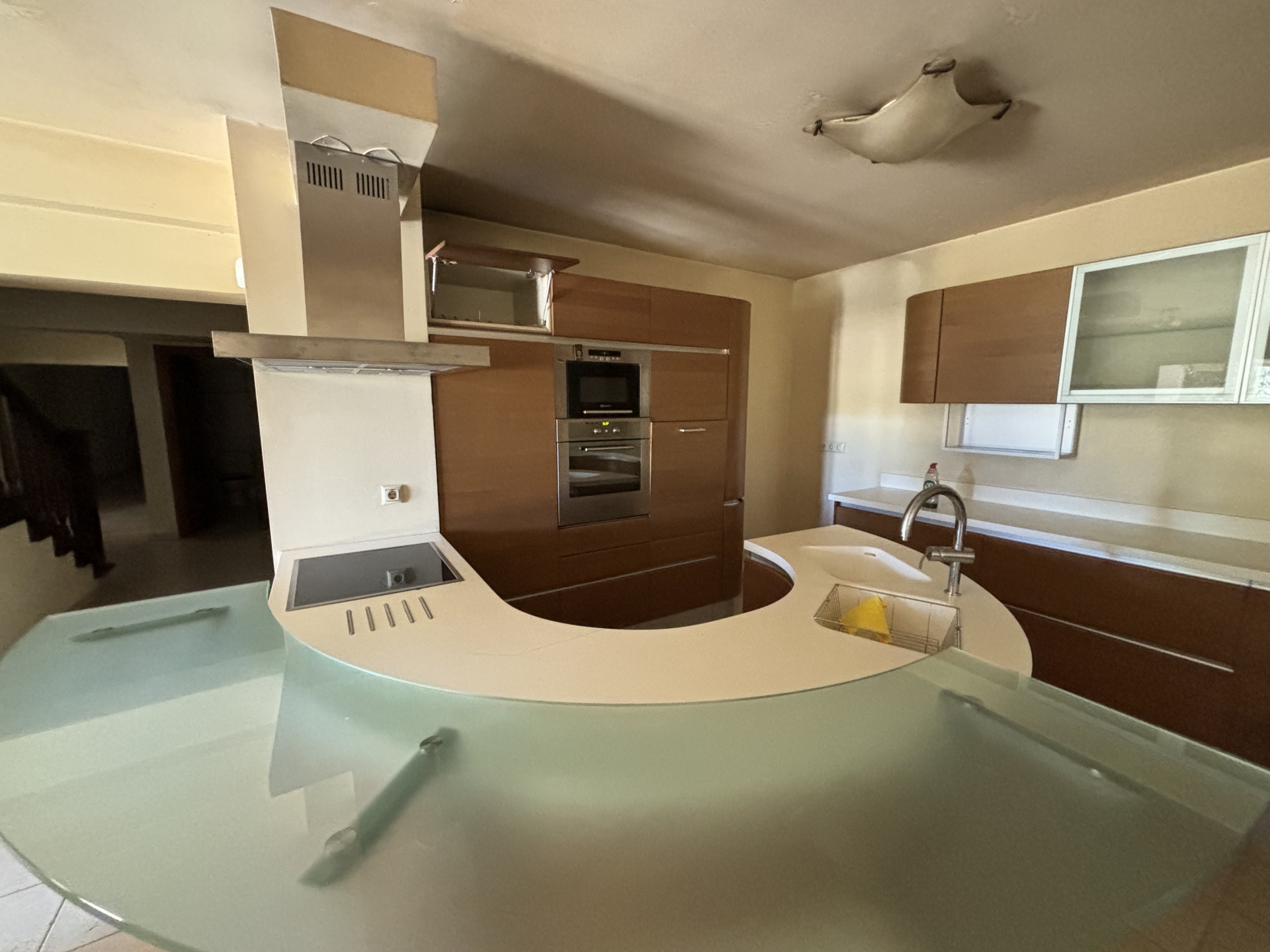 Gallery image 12
