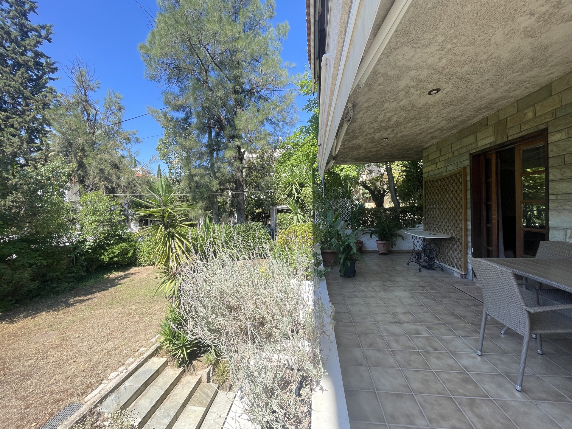 Gallery image 15