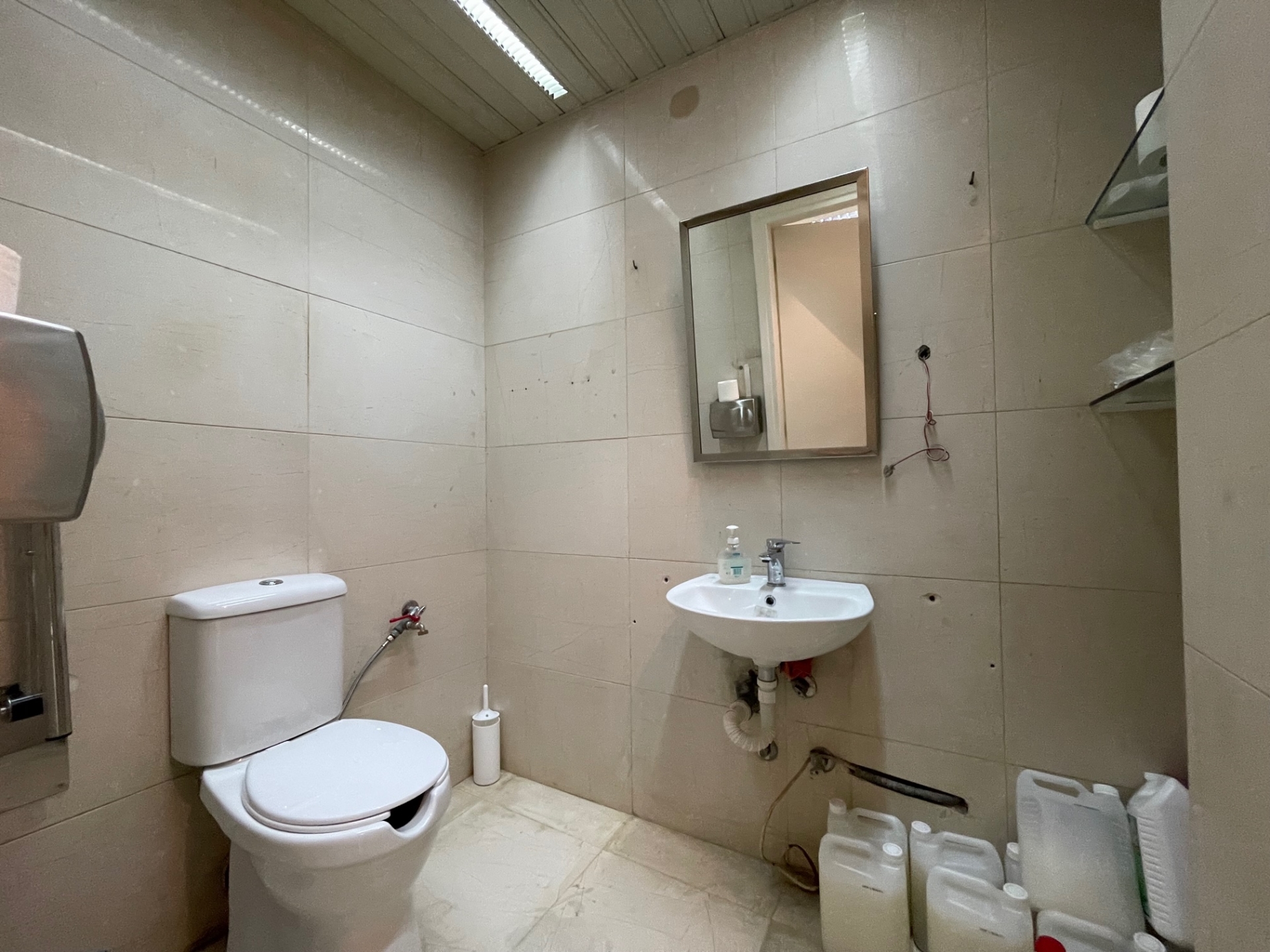 Gallery image 12