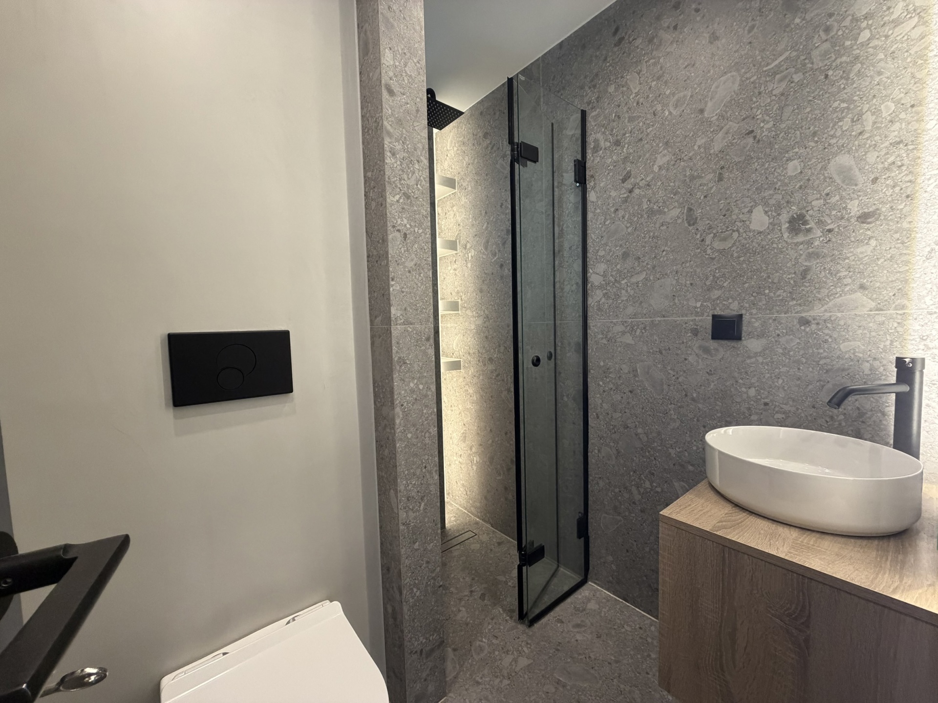Gallery image 12