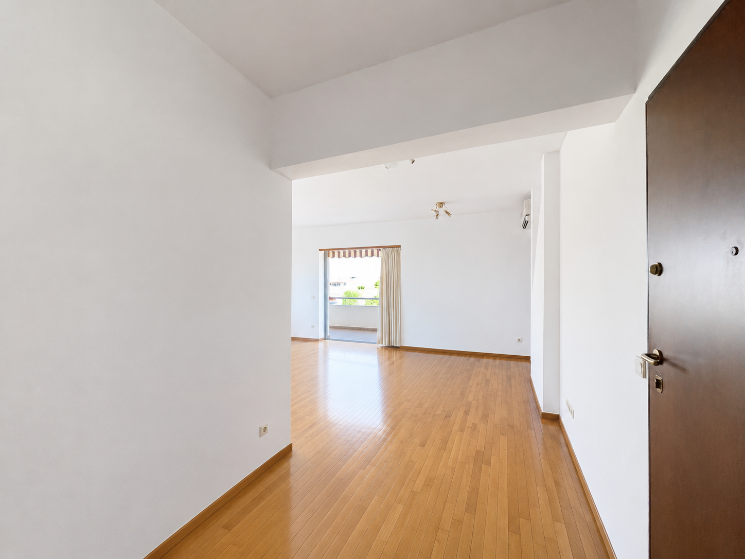 Gallery image 10