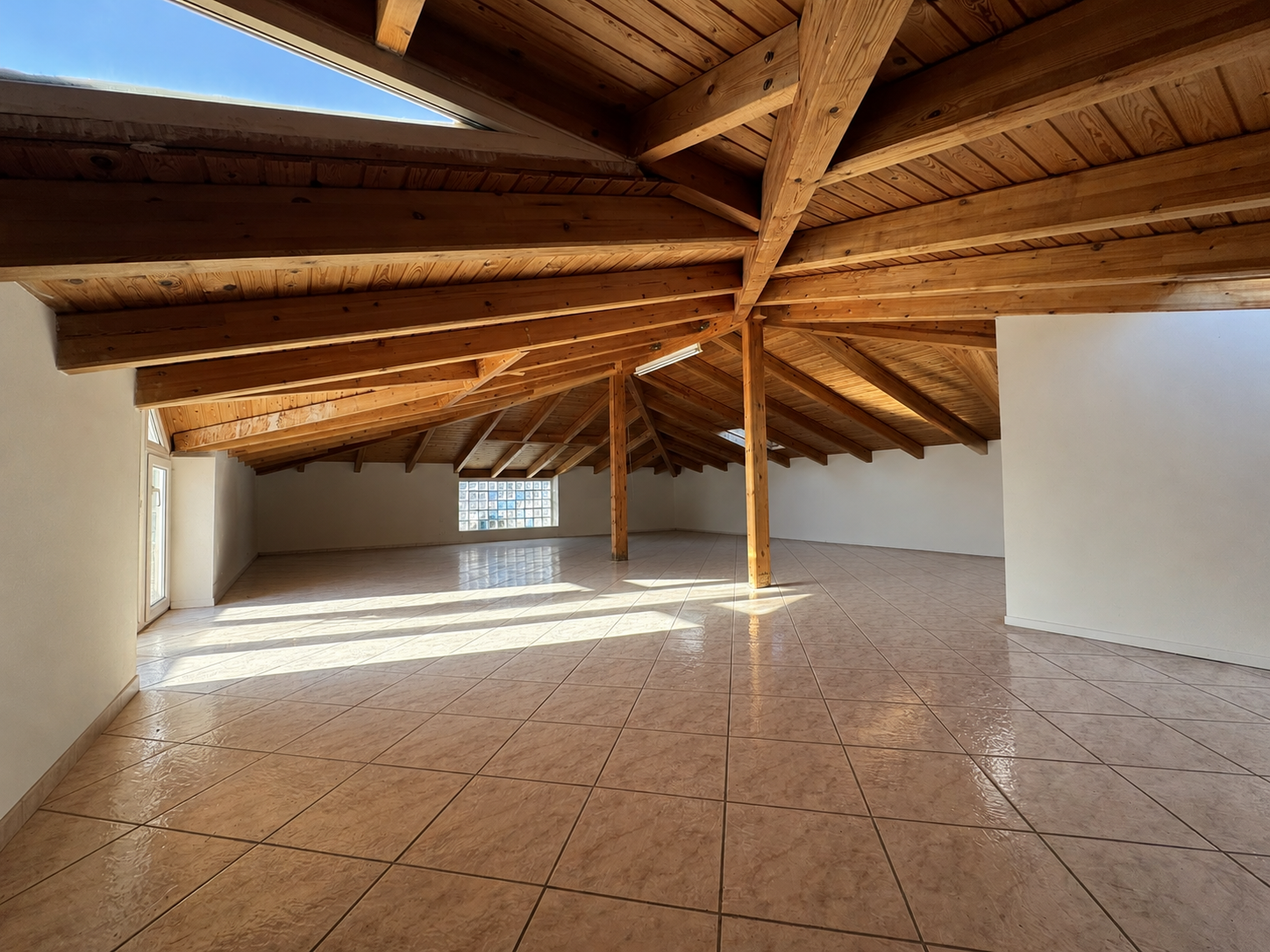 Gallery image 18