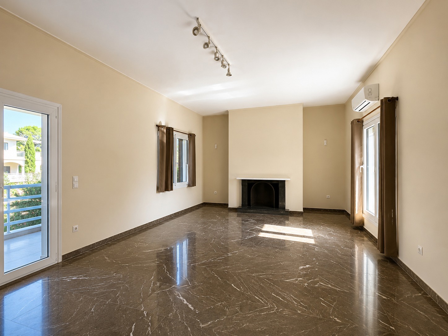 Gallery image 8